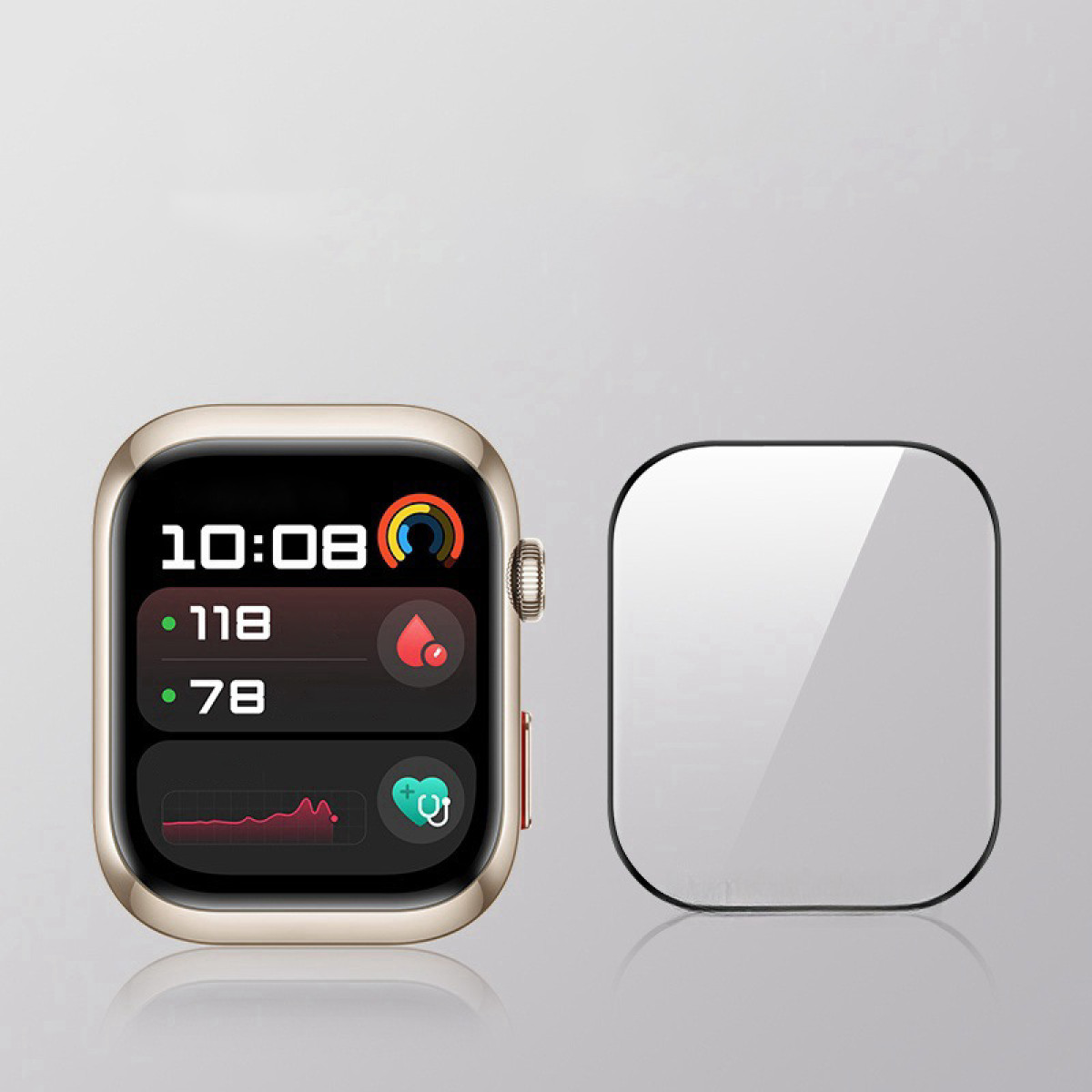 Uno smartwatch dorato con metriche di salute visualizzate sullo schermo, con una protezione schermo accanto.