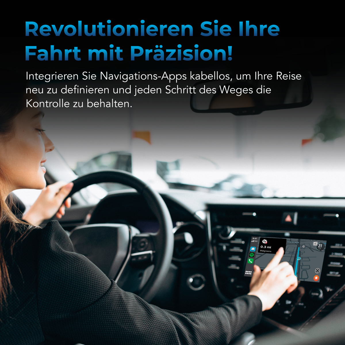 Eine Frau fährt Auto und benutzt ein Touchscreen-Navigationssystem. Das Armaturenbrett ist sichtbar.