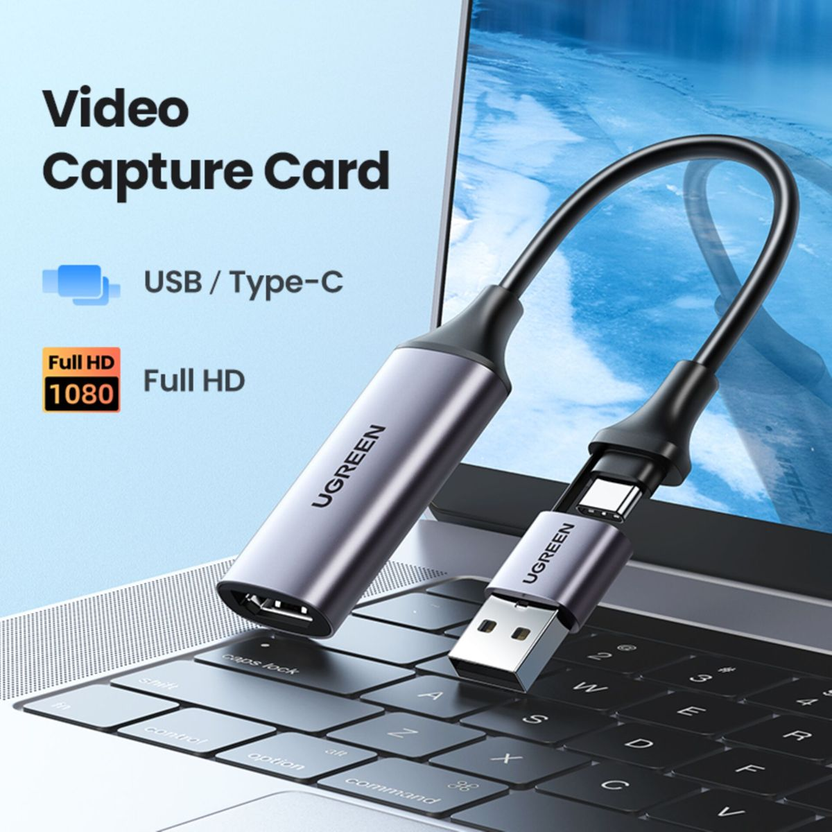 Eine UGREEN Video-Capture-Karte, die an einen Laptop angeschlossen ist, mit USB- und Typ-C-Anschlüssen.