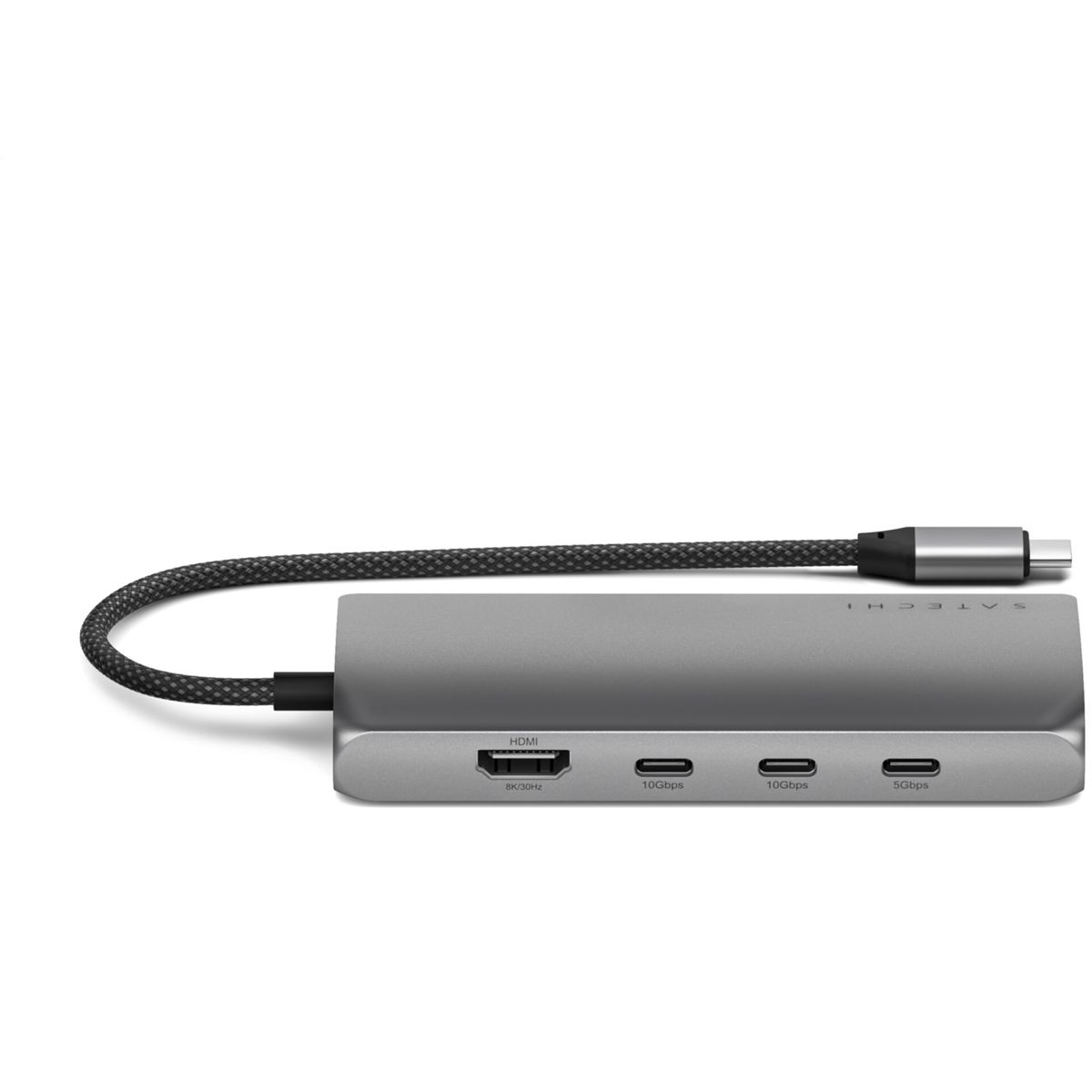 Hub USB-C Satechi argentato con più porte e un cavo USB-C. Sono visibili slot HDMI, USB e schede SD.