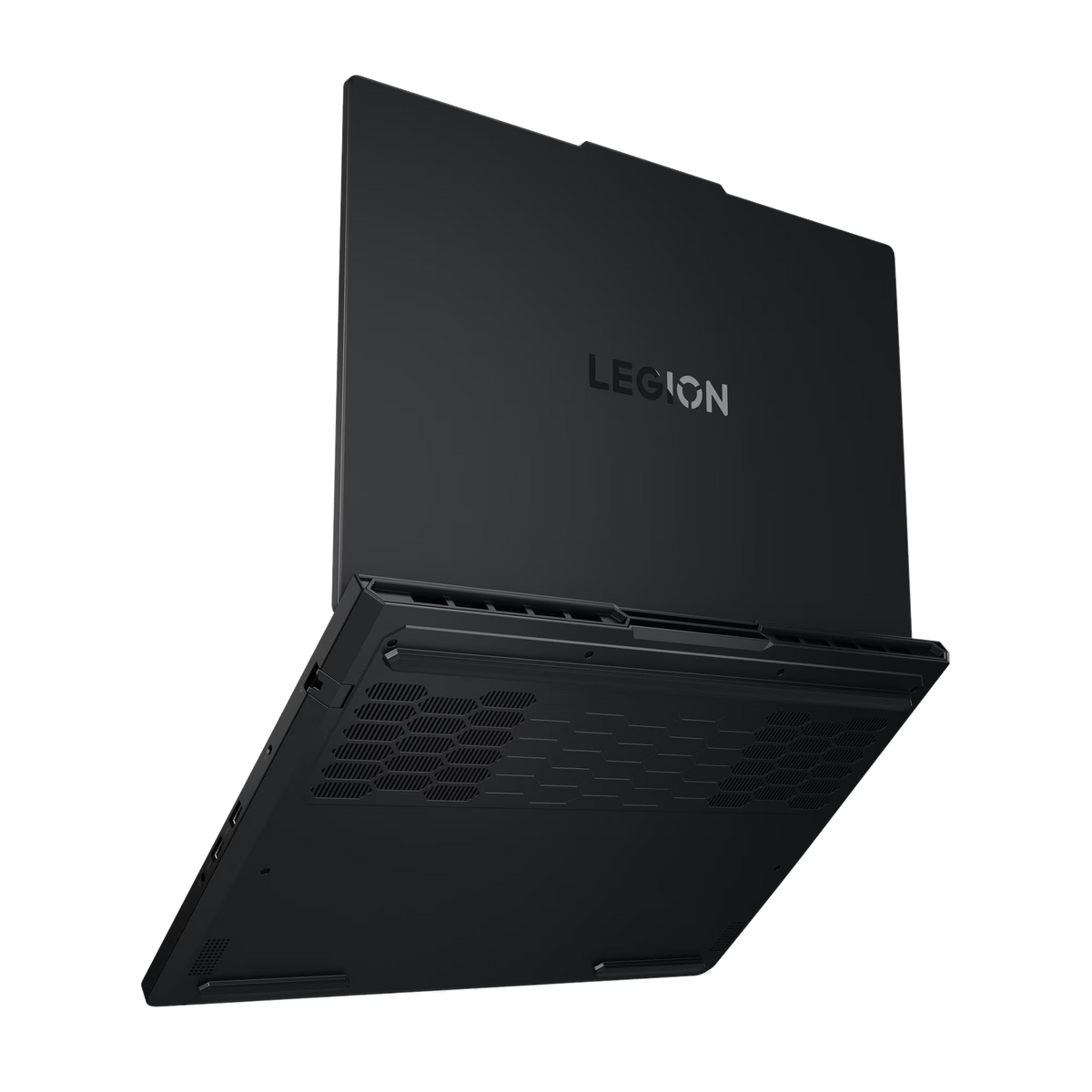 Parte trasera de un portátil negro con el logo de Legion. El portátil está ligeramente inclinado.