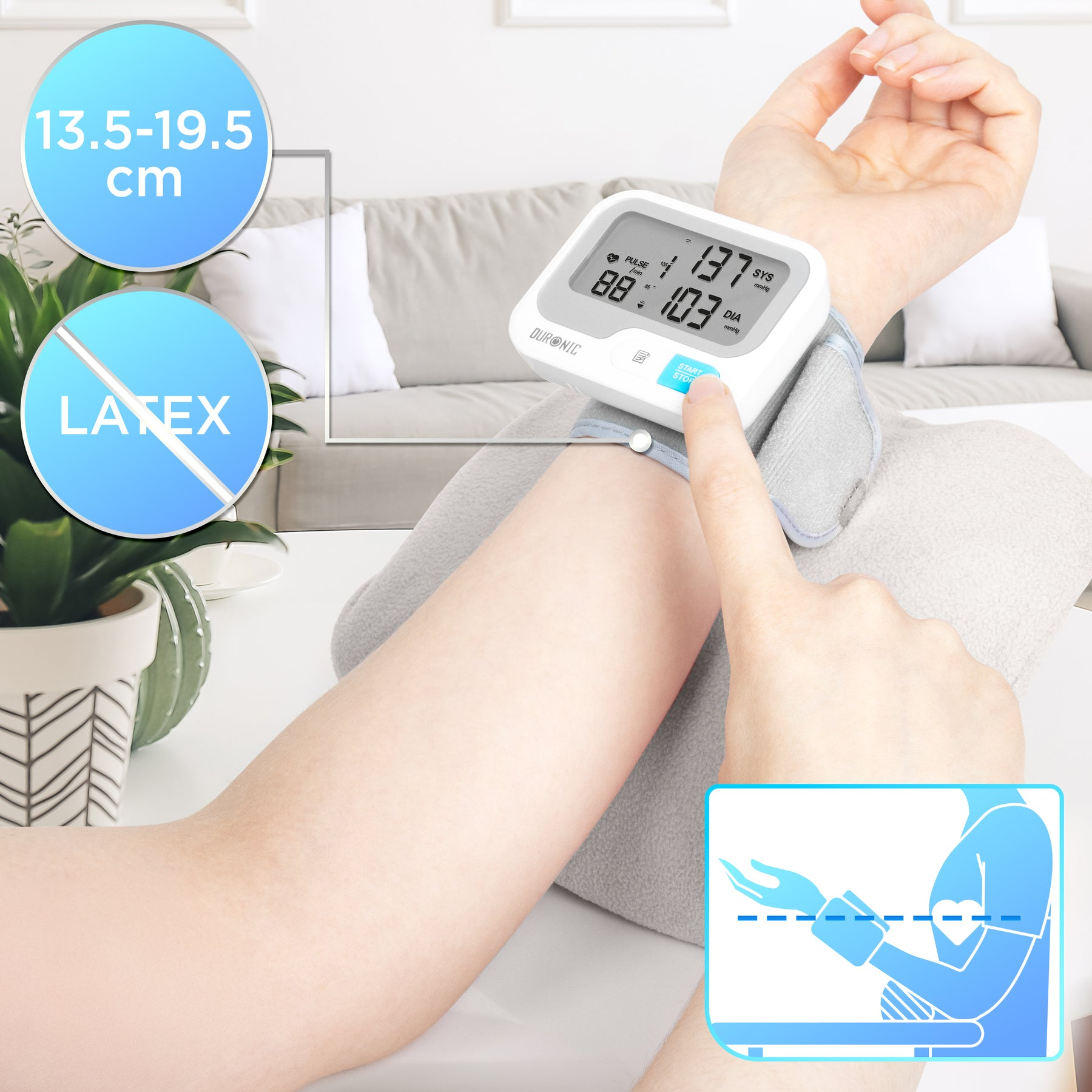 Eine Person, die ein Blutdruckmessgerät am Handgelenk trägt und eine Taste drückt. Zeigt einen Wert von 137/103 und 88 Puls an.