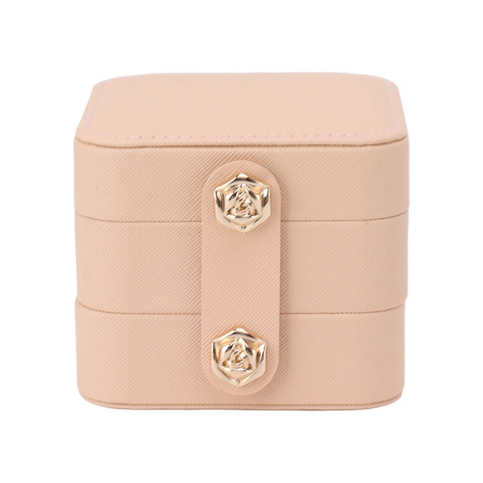 Geschlossene beige Schmuckschatulle mit drei gestapelten Abschnitten und goldfarbenen Verschlüssen.