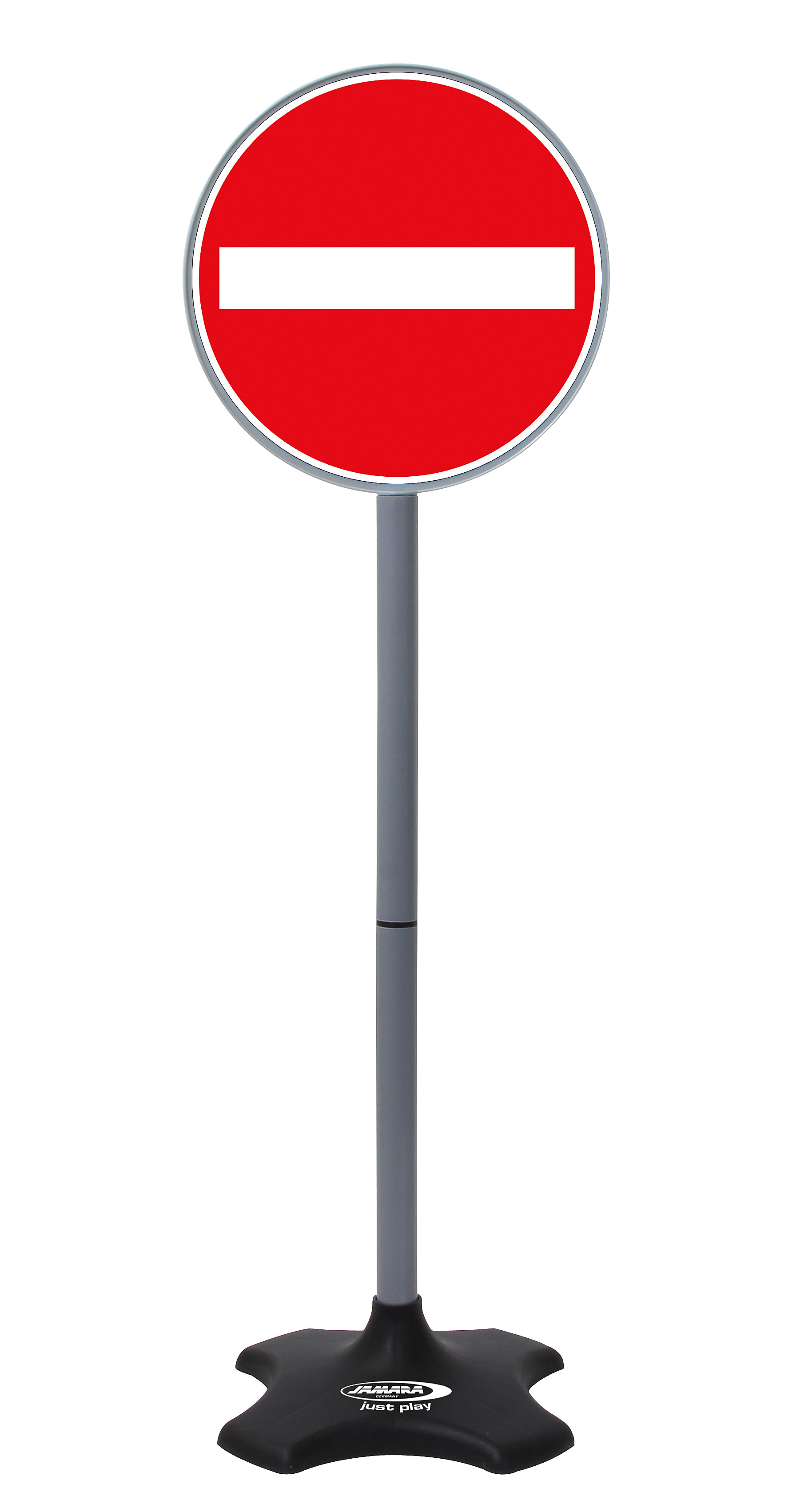 Okrągły znak zakazu wjazdu z białym poziomym pasem na szarym słupie z czarną podstawą.