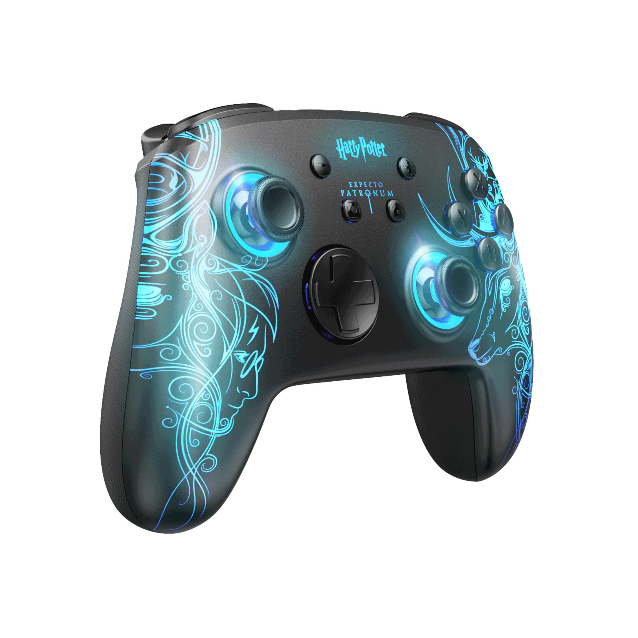 Un controller di gioco nero e blu a tema Harry Potter con disegni luminosi.