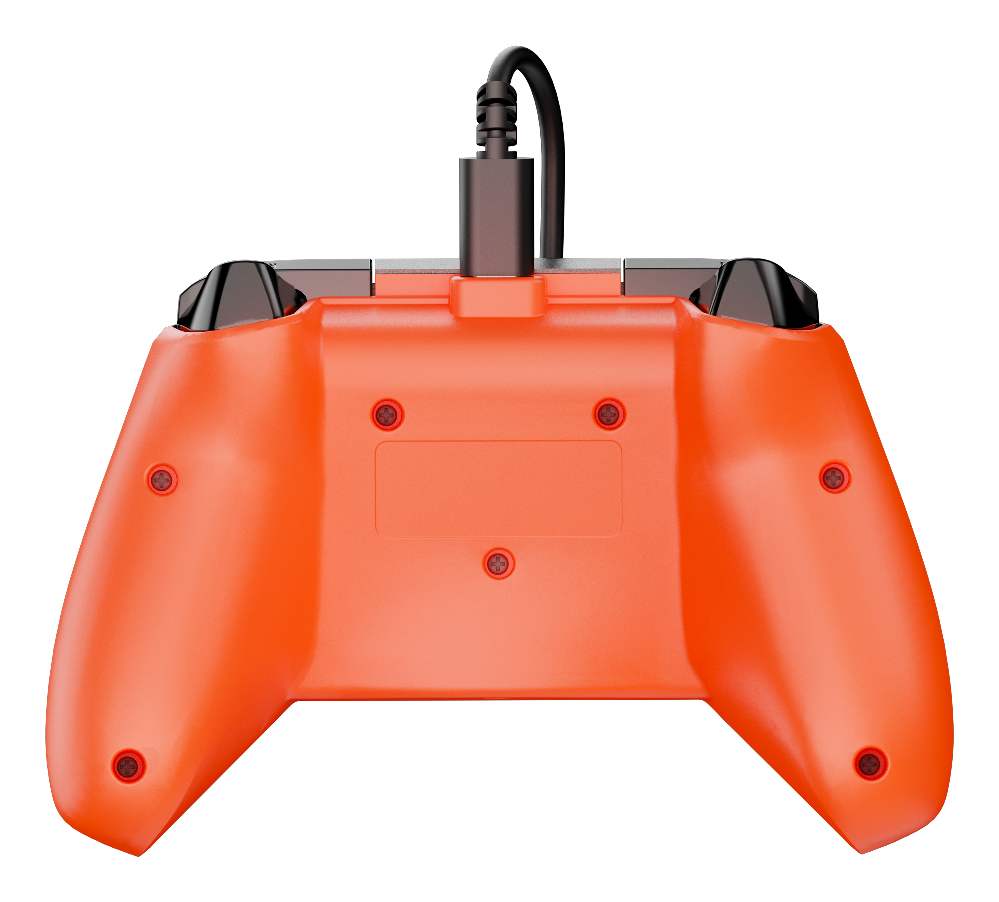 Tył pomarańczowego kontrolera z podłączonym kablem USB. Ma czarne przyciski i śruby.