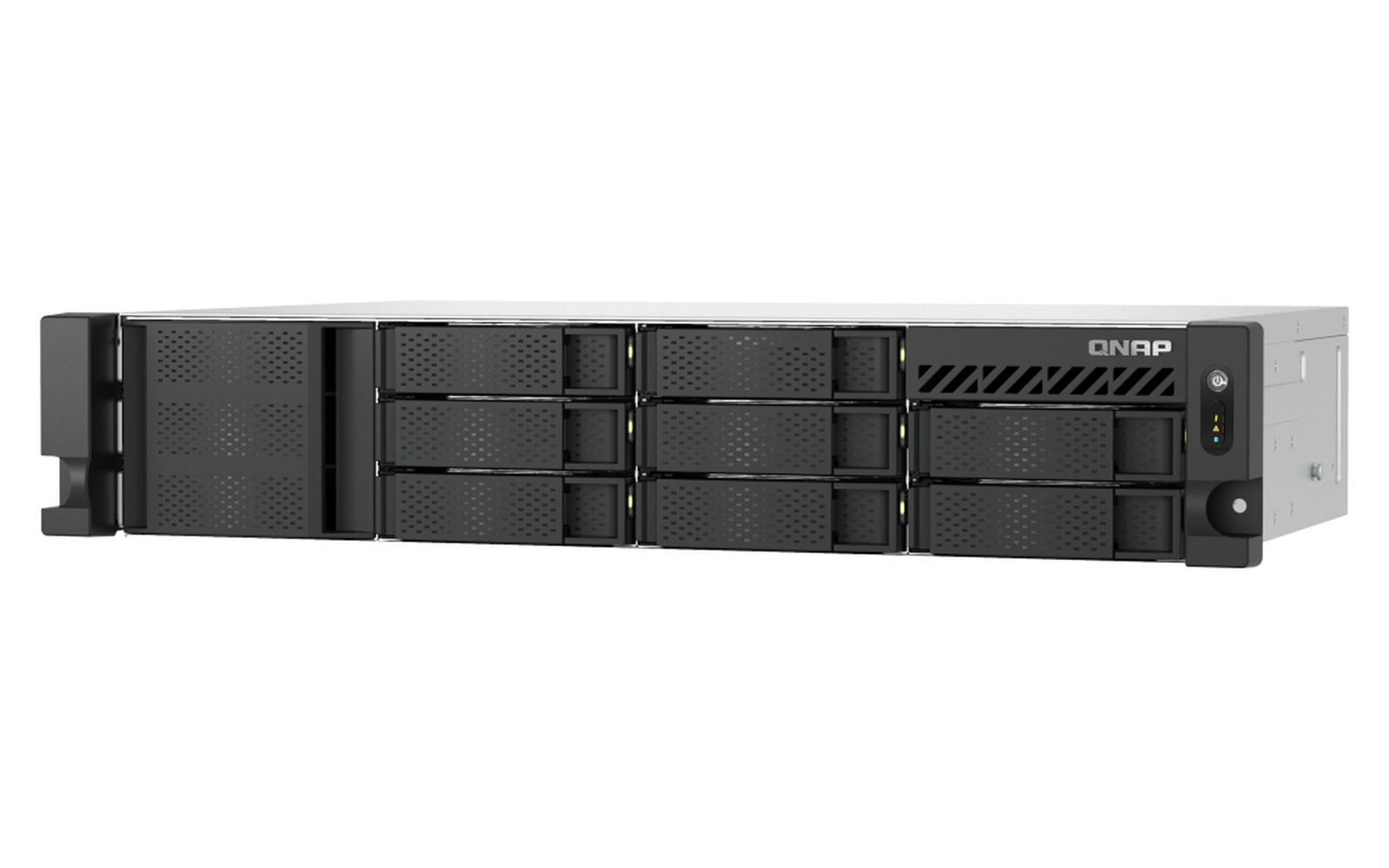 QNAP Server Frontansicht mit Laufwerksschächten auf weißem Hintergrund.
