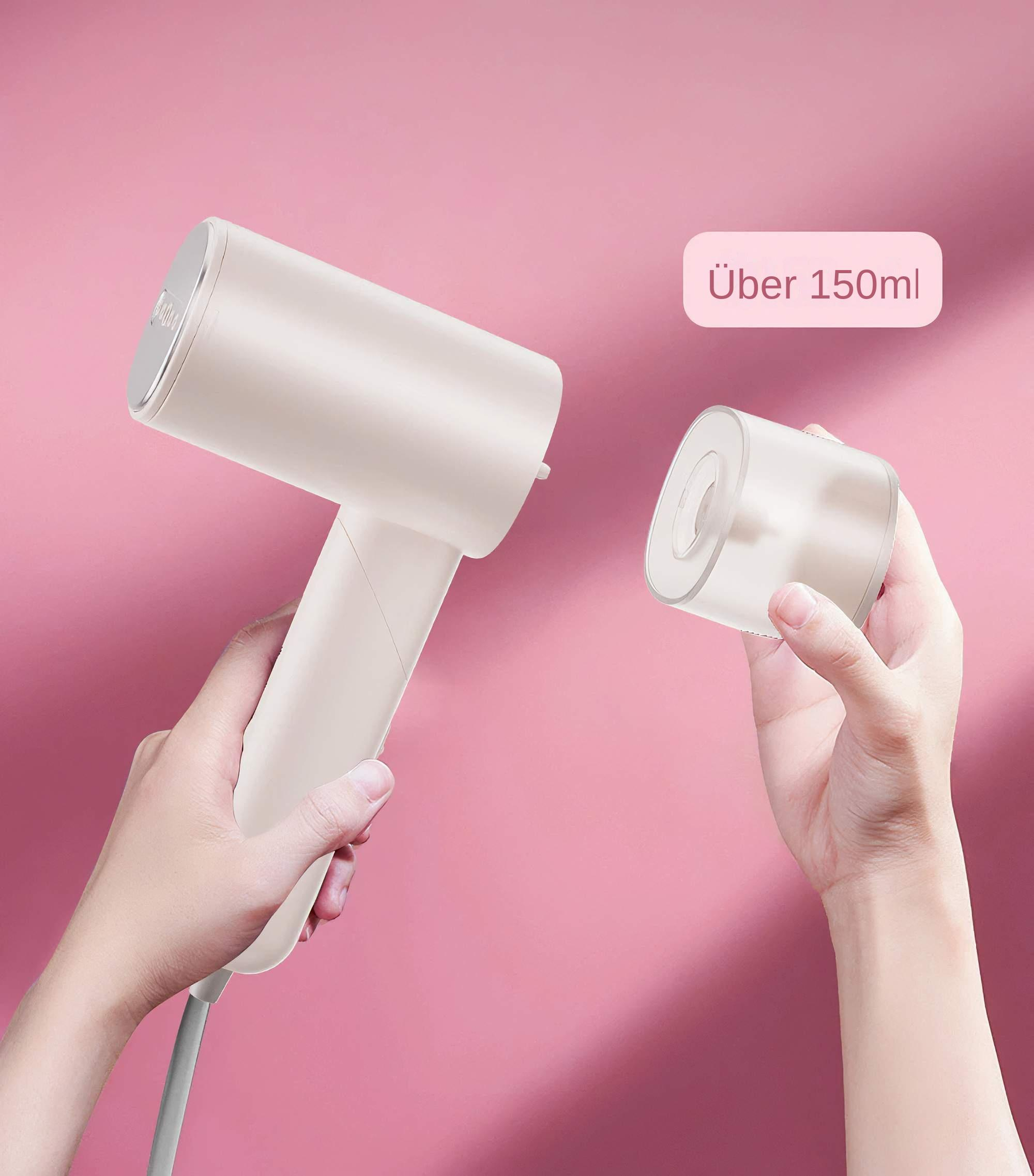 Ein Handdampfer wird von Händen gehalten, daneben ein abgetrennter Wassertank mit Text 'Über 150ml'.