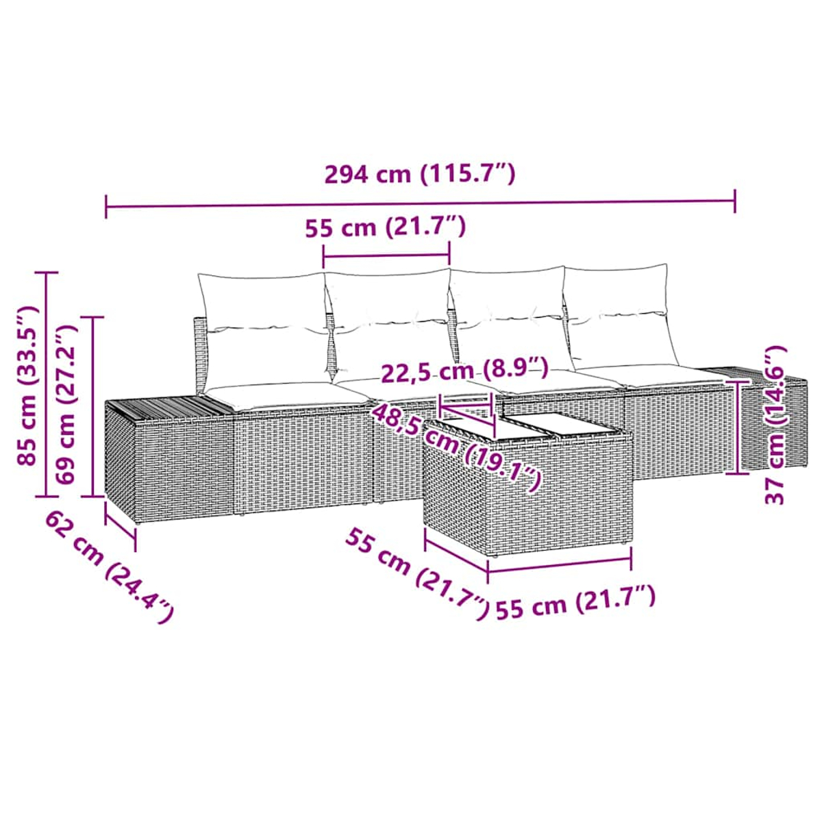 Ein Korbmöbel-Sofa mit weißen Kissen und einem Tisch. Abmessungen sind beschriftet. Der Hintergrund ist weiß.