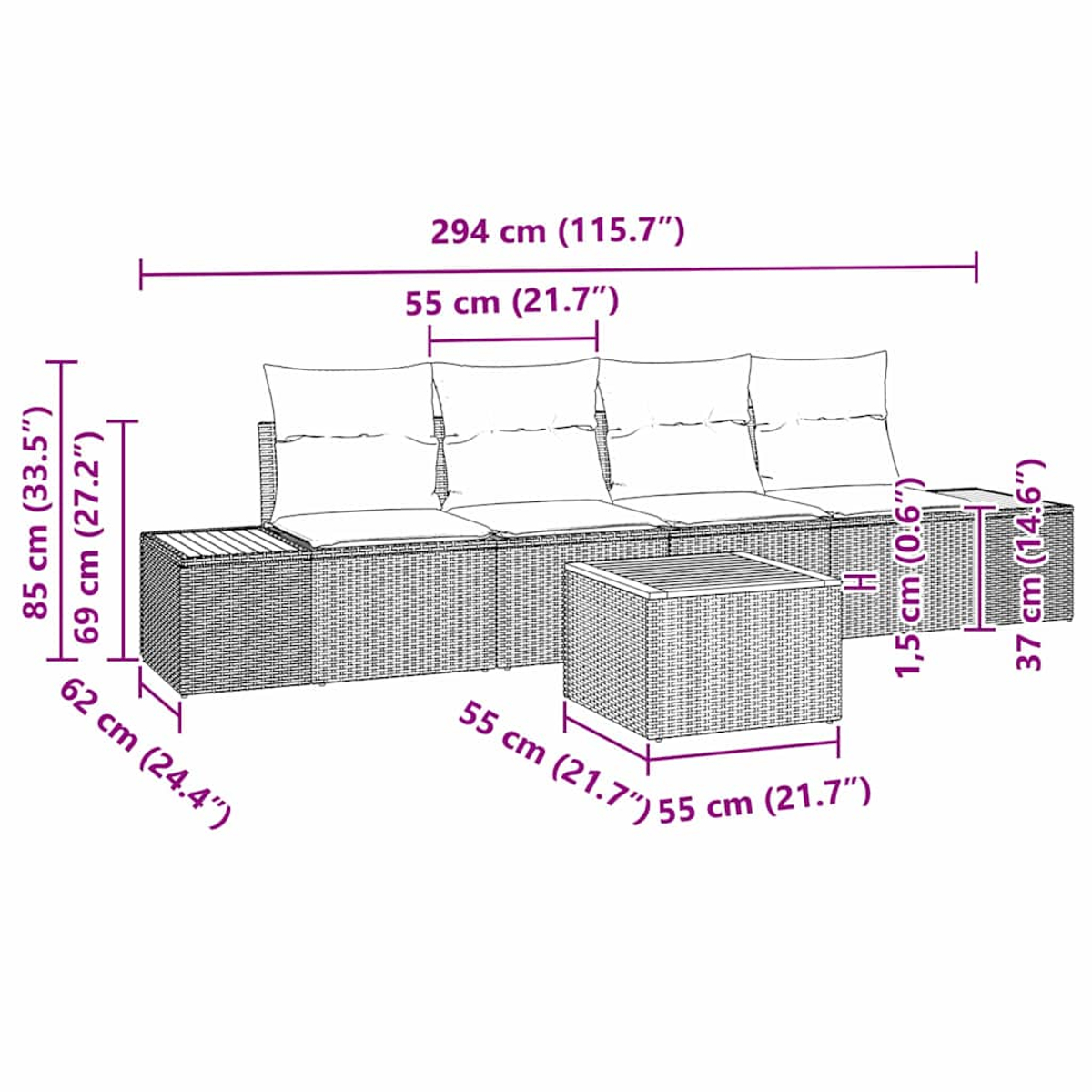 Geflochtenes Korbasofa mit Kissen und einem quadratischen Tisch. Maße sind angegeben.