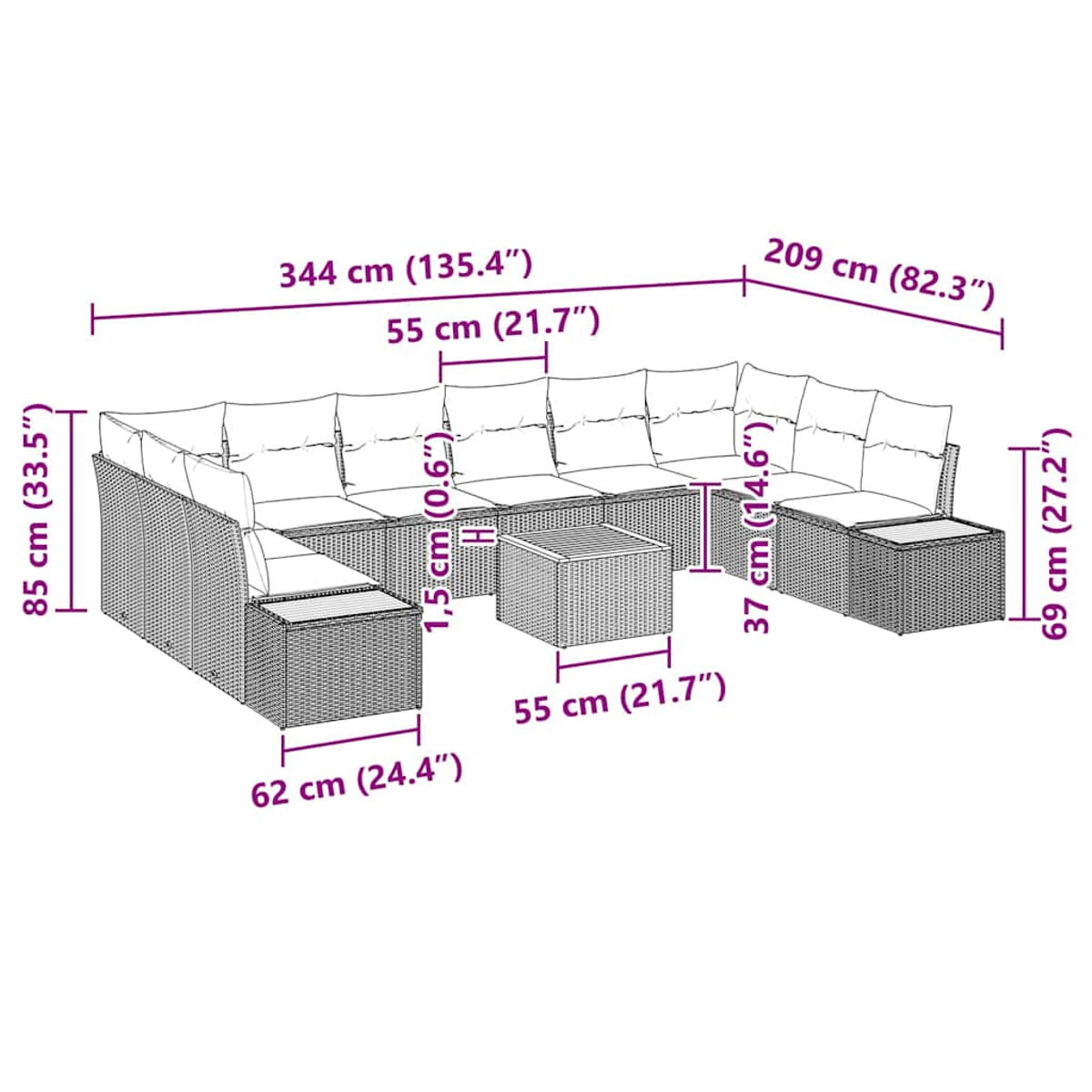 Ein großes Korbmöbel-Ecksofa mit Abmessungen. Das Sofa hat Kissen und eine Eckkonfiguration, L-förmig.