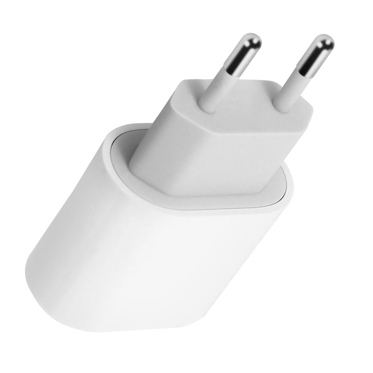 Caricatore USB-C bianco con due spine su sfondo bianco. Vista dall'alto, leggermente angolato verso destra.