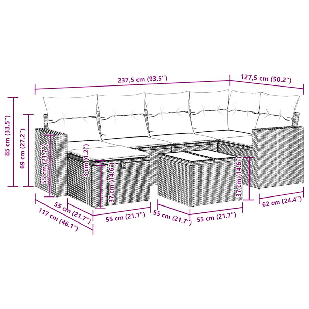 Ein Ecksofa aus Rattan mit beschrifteten Abmessungen. Es hat weiße Kissen und einen Couchtisch.