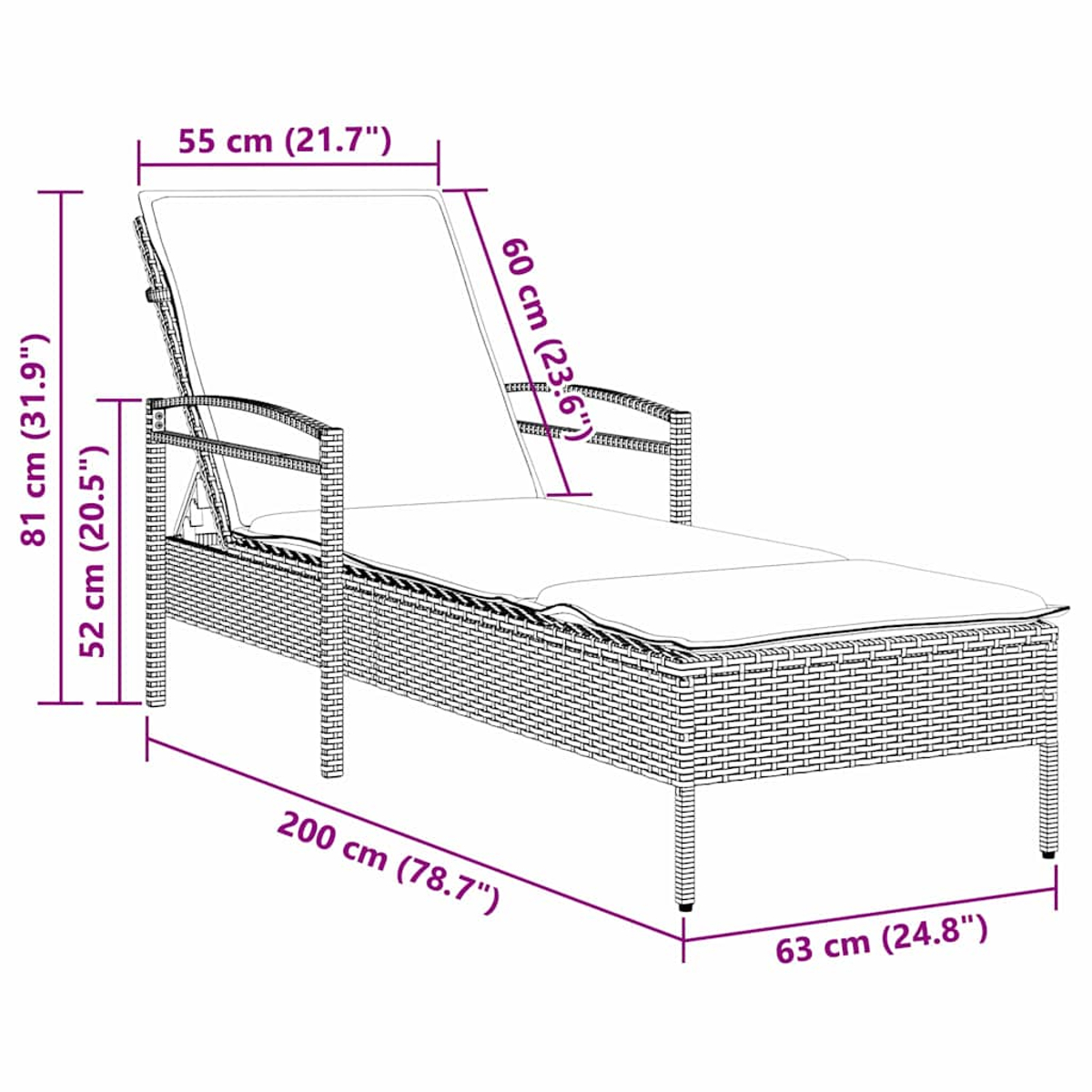 Eine Sonnenliege aus Rattan mit beschrifteten Abmessungen. Sie hat ein weißes Kissen und eine verstellbare Rückenlehne.