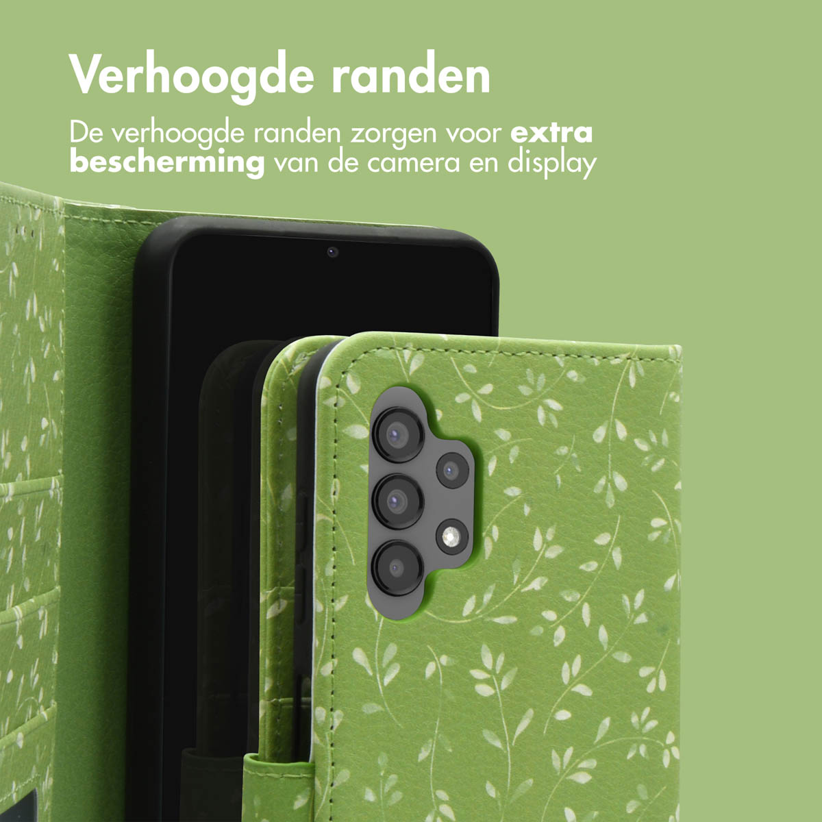 Coque de téléphone verte avec motif de feuilles blanches. Le téléphone est à l'intérieur. La coque est ouverte, sur une surface verte.