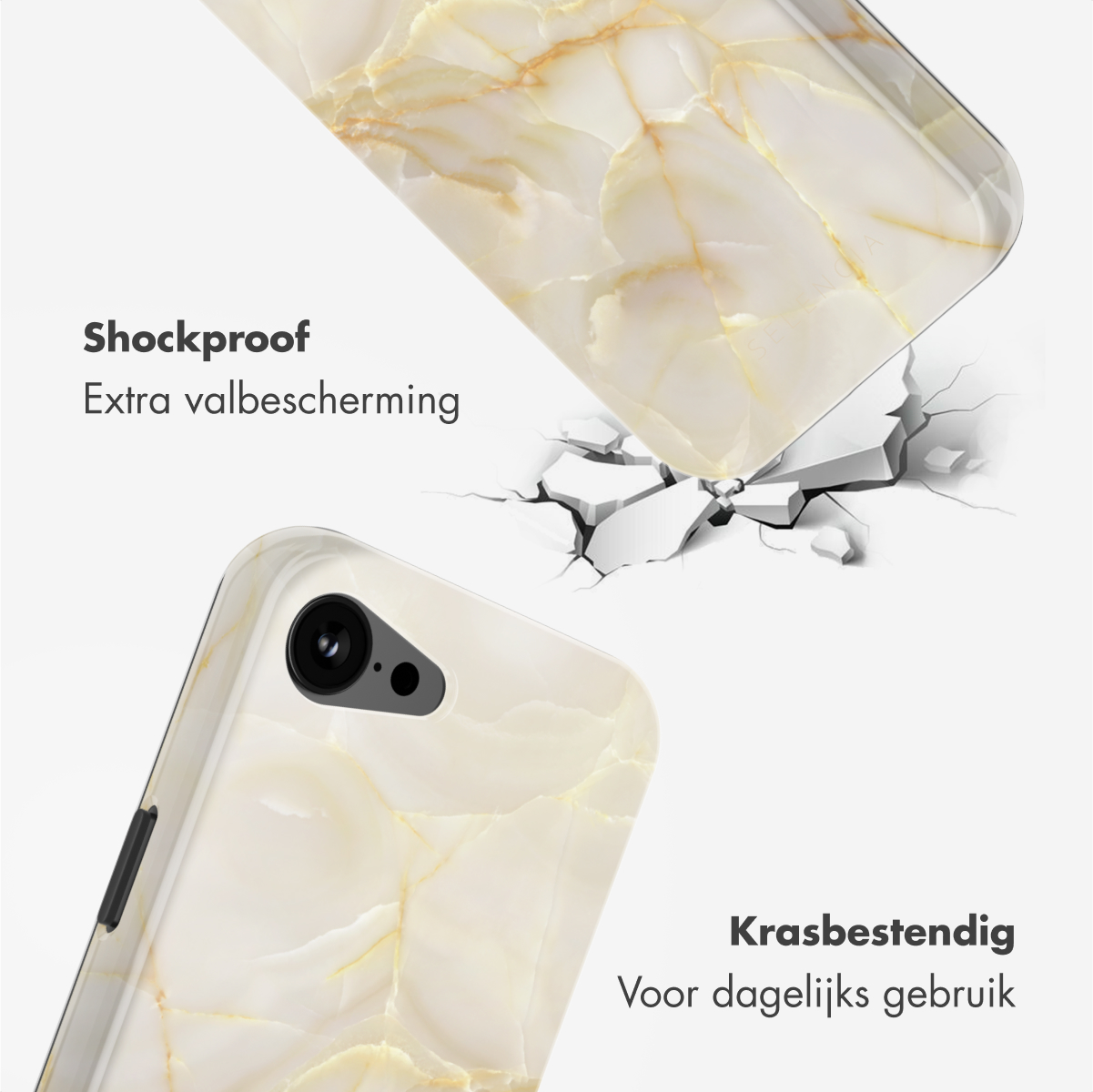 Una custodia per telefono con un design a marmo beige e oro viene mostrata mentre cade, accanto a piastrelle bianche rotte.