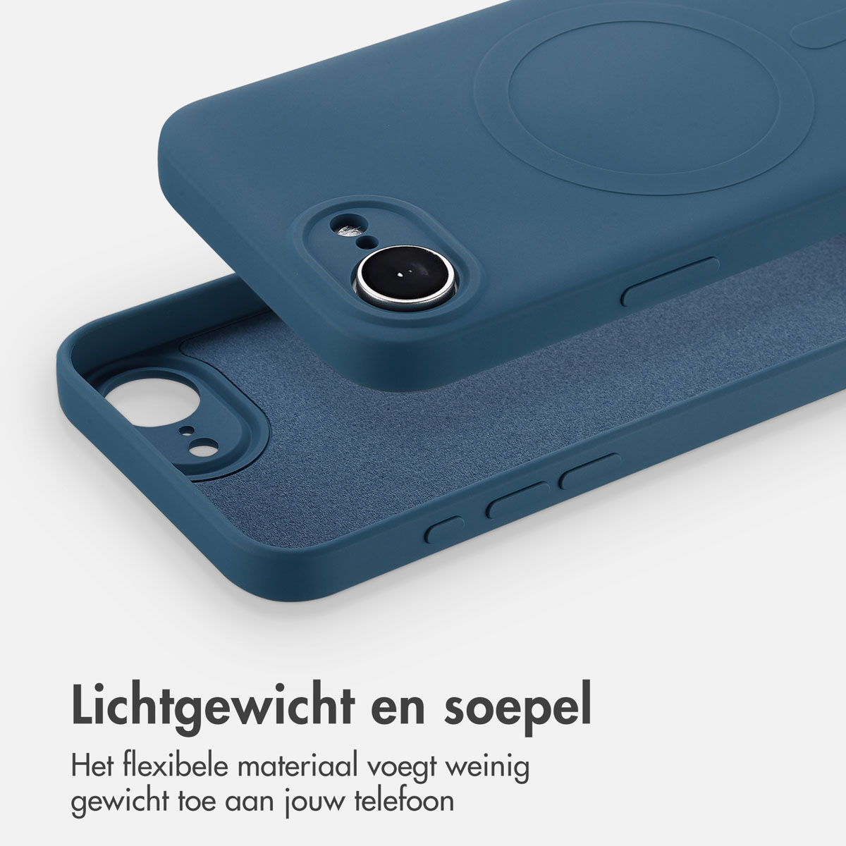 Deux coques de téléphone bleues, une ouverte. Celle ouverte montre l'intérieur. Fond blanc.