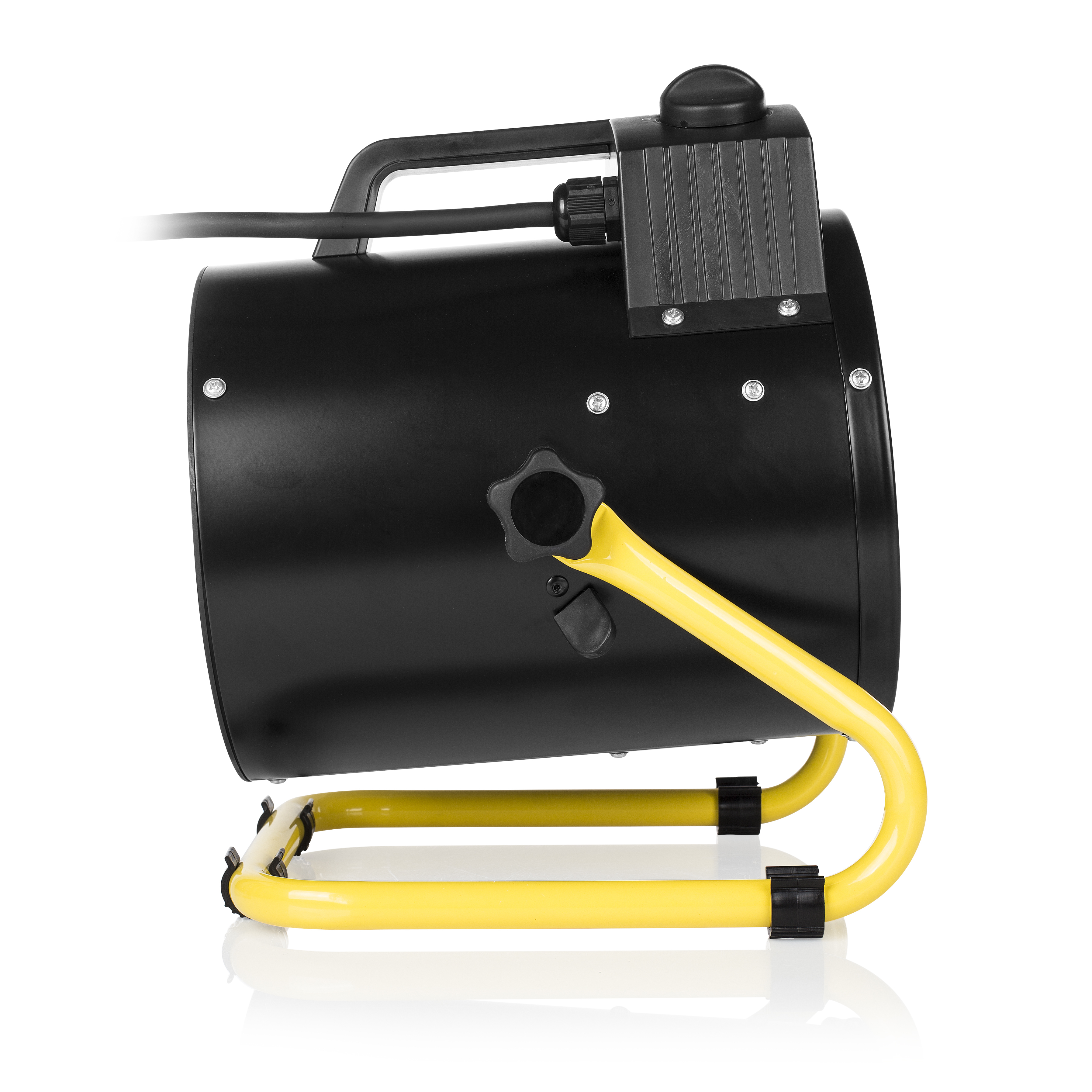 Un termoventilatore nero su telaio giallo, vista laterale. Il riscaldatore ha una maniglia.