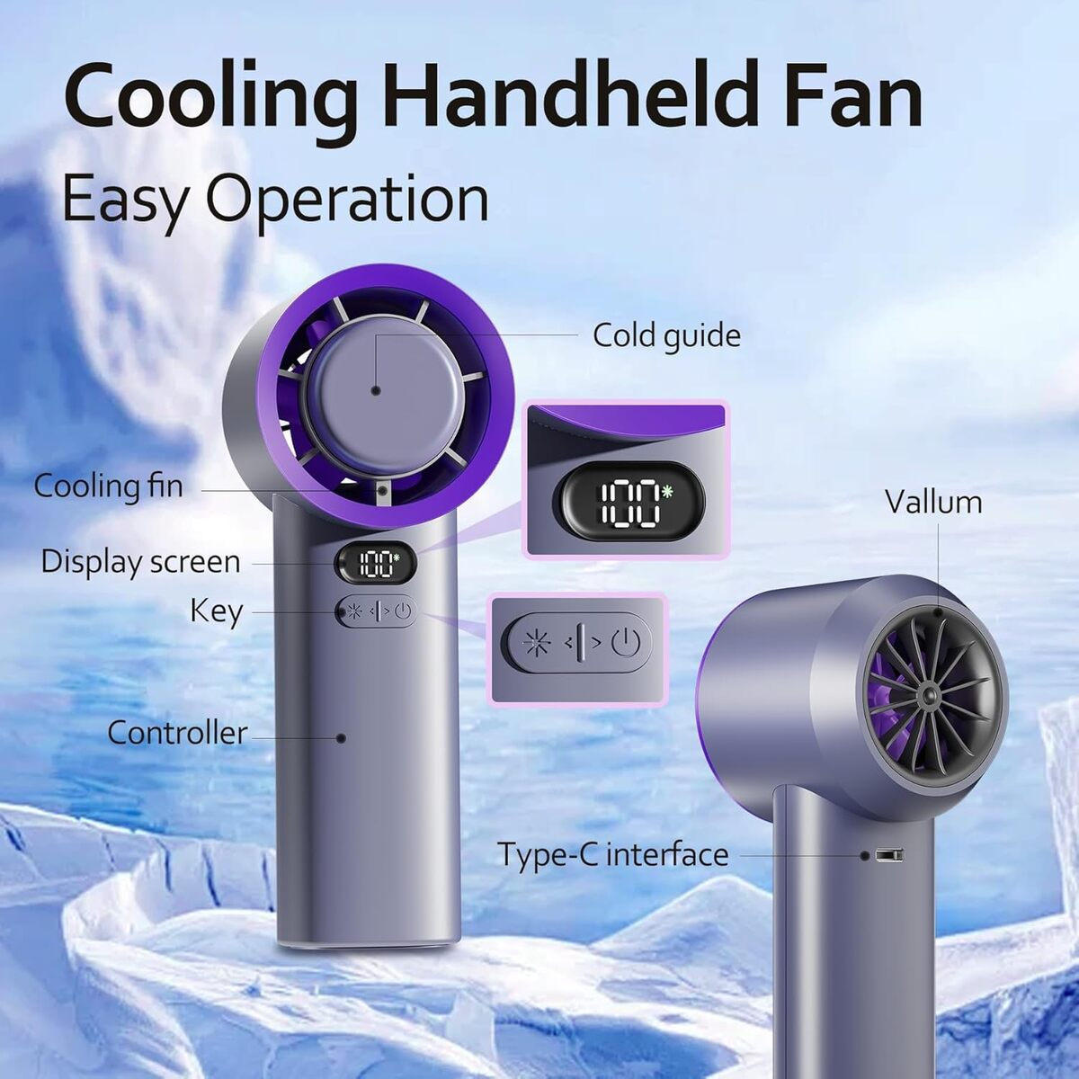 Un ventilador de mano con borde morado y pantalla digital. Tiene un botón de encendido y una boquilla.