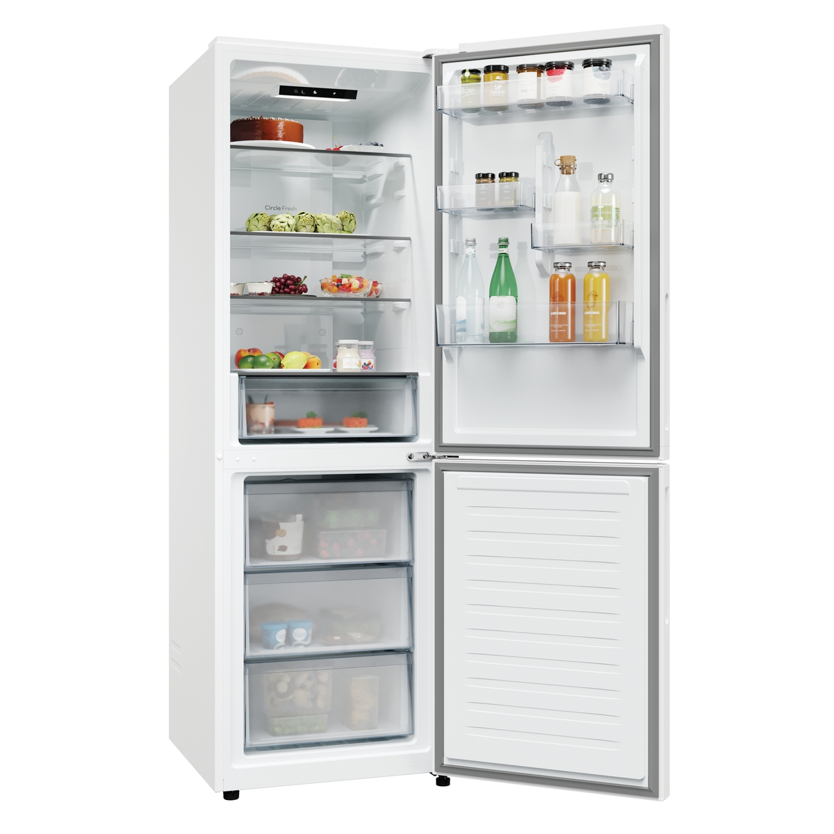 Un frigorífico blanco con las puertas abiertas, mostrando estantes y cajones. El interior está bien iluminado y limpio.