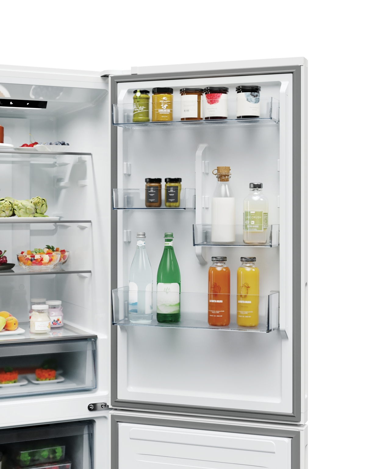 Un interior de refrigerador que muestra estantes llenos de varios alimentos y bebidas.