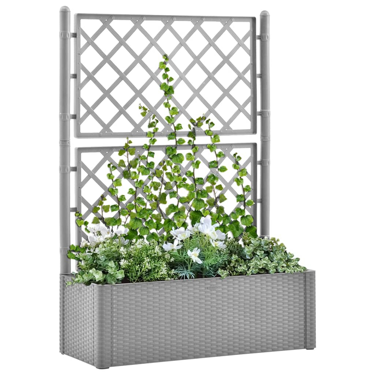 Ein grauer Pflanzkasten mit Spalier, Blumen und grünen Pflanzen vor weißem Hintergrund.