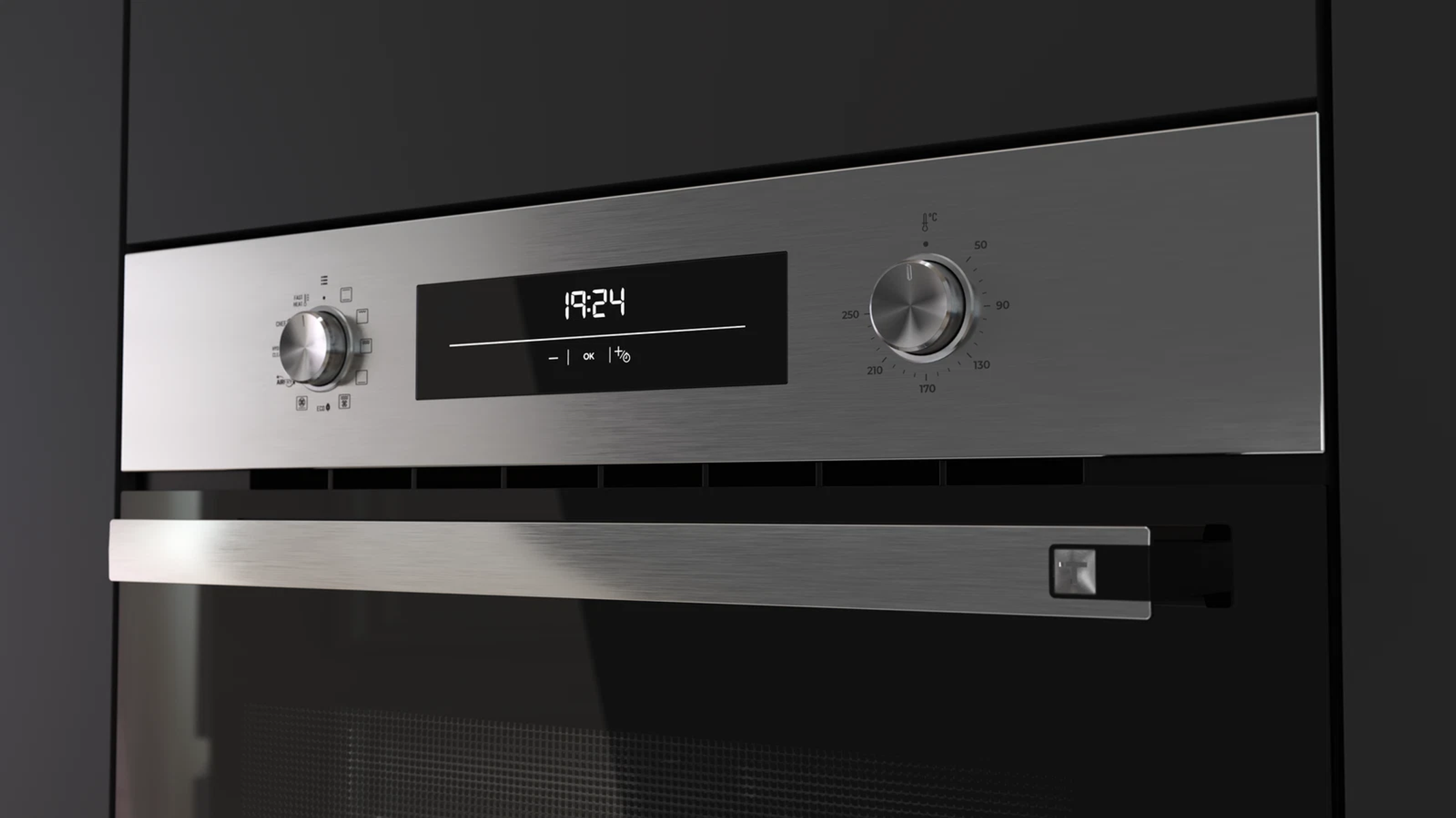 Zbliżenie panelu sterowania nowoczesnego piekarnika z cyfrowym wyświetlaczem pokazującym 19:24, pokrętłami i eleganckim wyglądem.