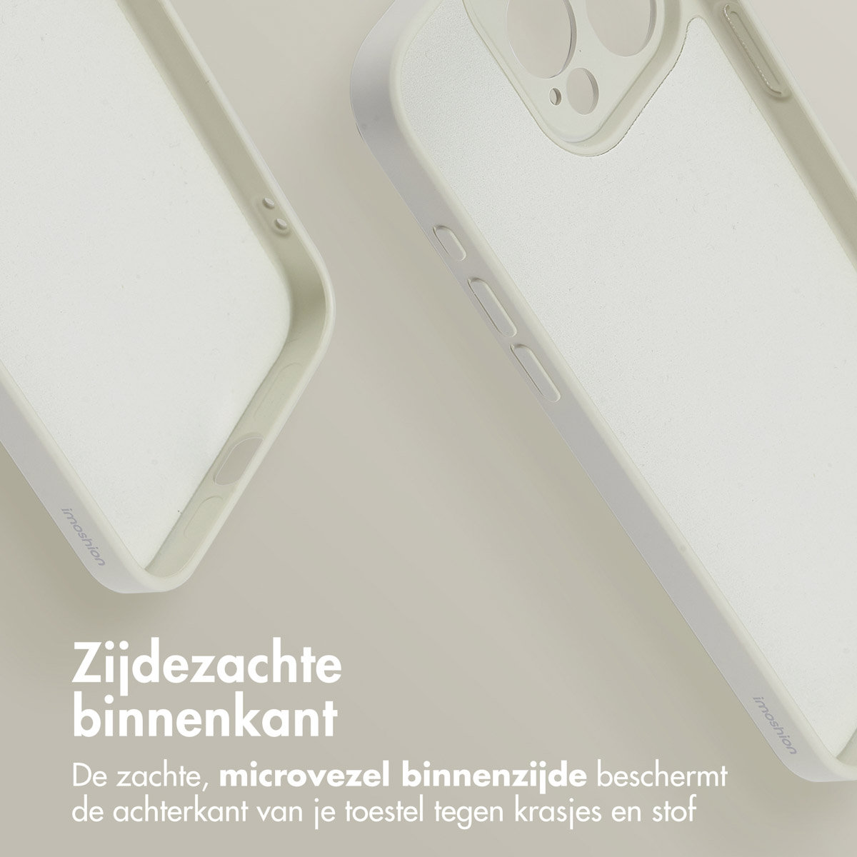 Twee witte telefoonhoesjes met een witte binnenkant worden getoond. De tekst luidt: Zijdezachte binnenkant. Het ontwerp is zichtbaar.