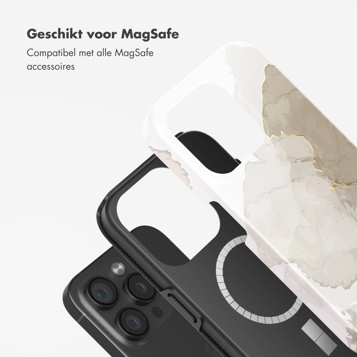Coque de téléphone avec un motif de marbre. Texte : Convient pour MagSafe. Un téléphone noir est à l'intérieur.