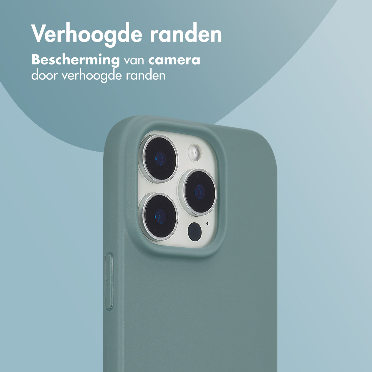 Een teal telefoonhoes met drie cameralenzen. De hoes bedekt de achterkant van de telefoon.
