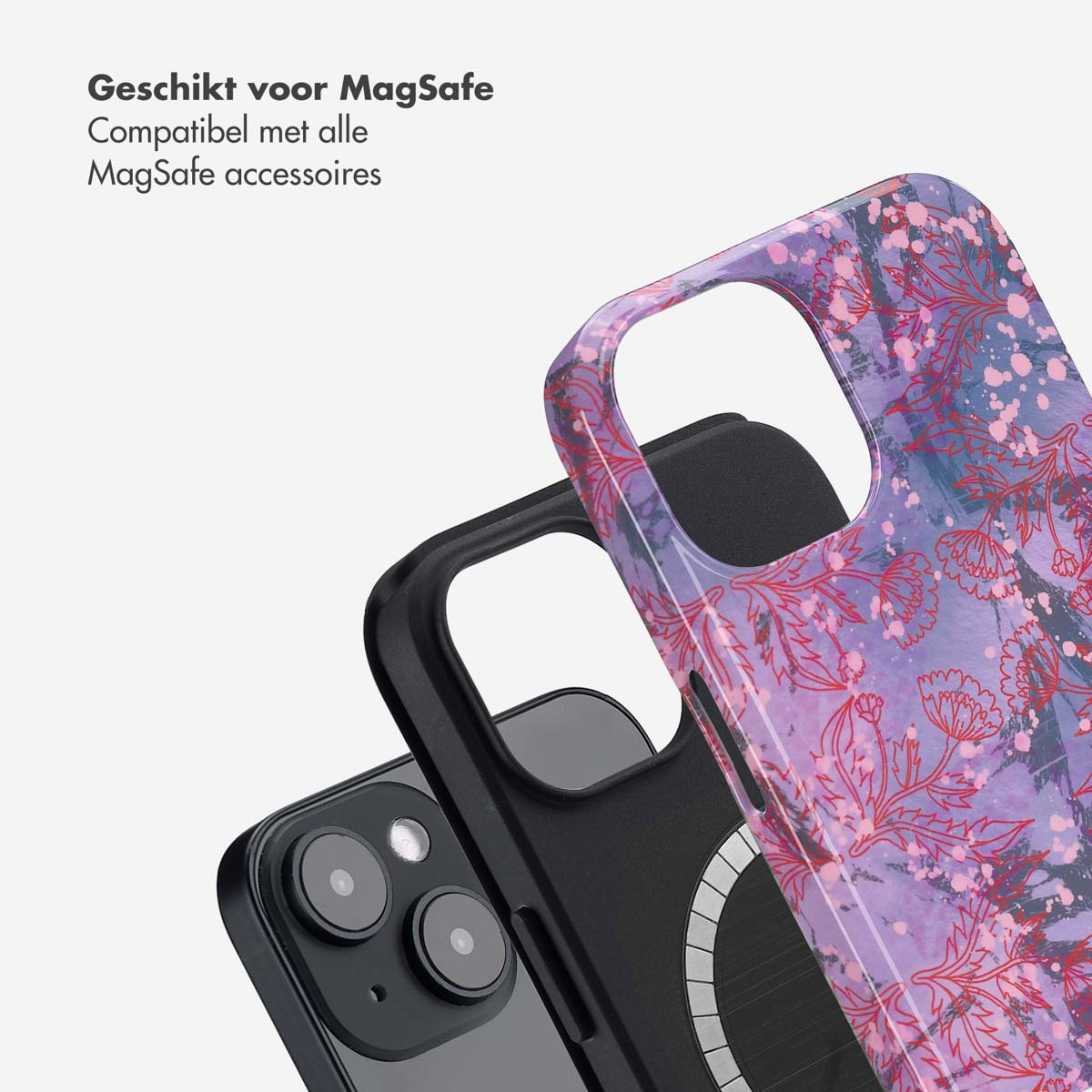 Drie telefoonhoesjes: één zwarte en twee met bloemmotieven. De hoesjes zijn op elkaar gestapeld.