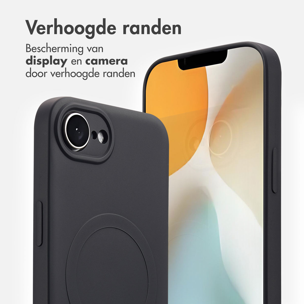 Twee zwarte telefoonhoesjes, één op een telefoon, met verhoogde randen voor bescherming van display en camera.