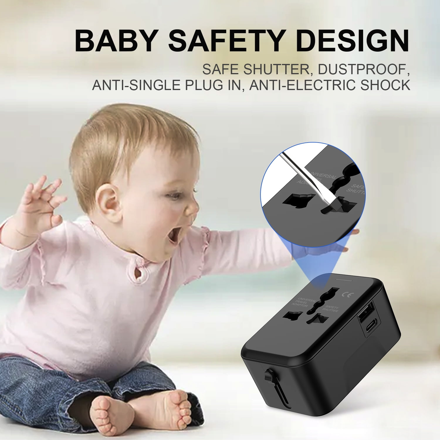Ein Baby greift nach einem schwarzen Universaladapter, der das Babysicherheitsdesign mit sicherem Verschluss und staubdichten Funktionen betont.