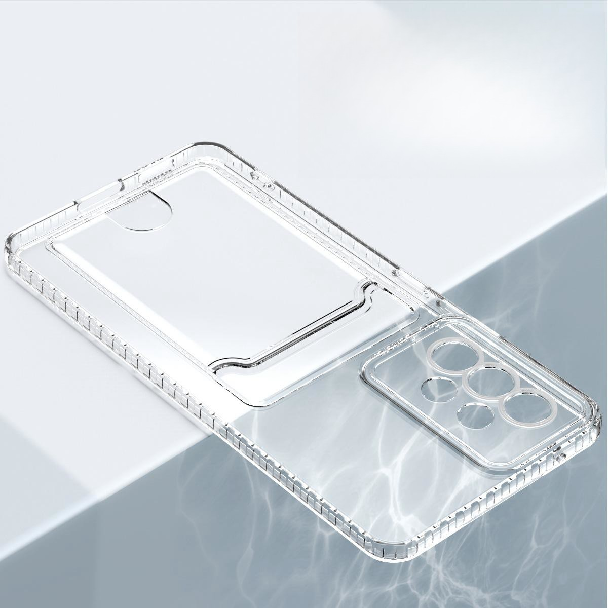 Custodia trasparente per telefono, con fessura per carte. La custodia è su una superficie riflettente. Sfondo grigio e bianco.