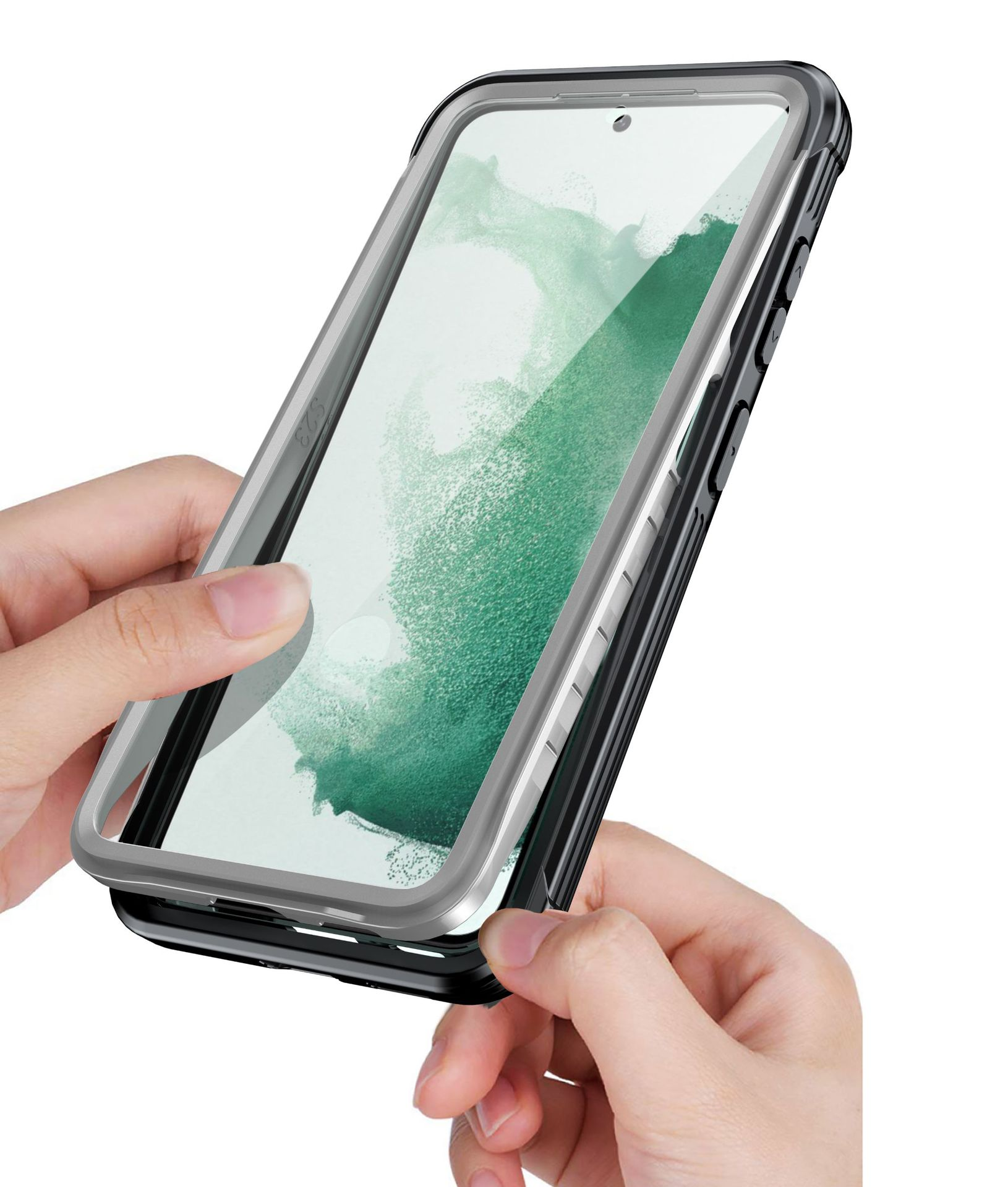 Hände halten ein Telefon, entfernen die Schutzhülle. Der Bildschirm ist sichtbar.