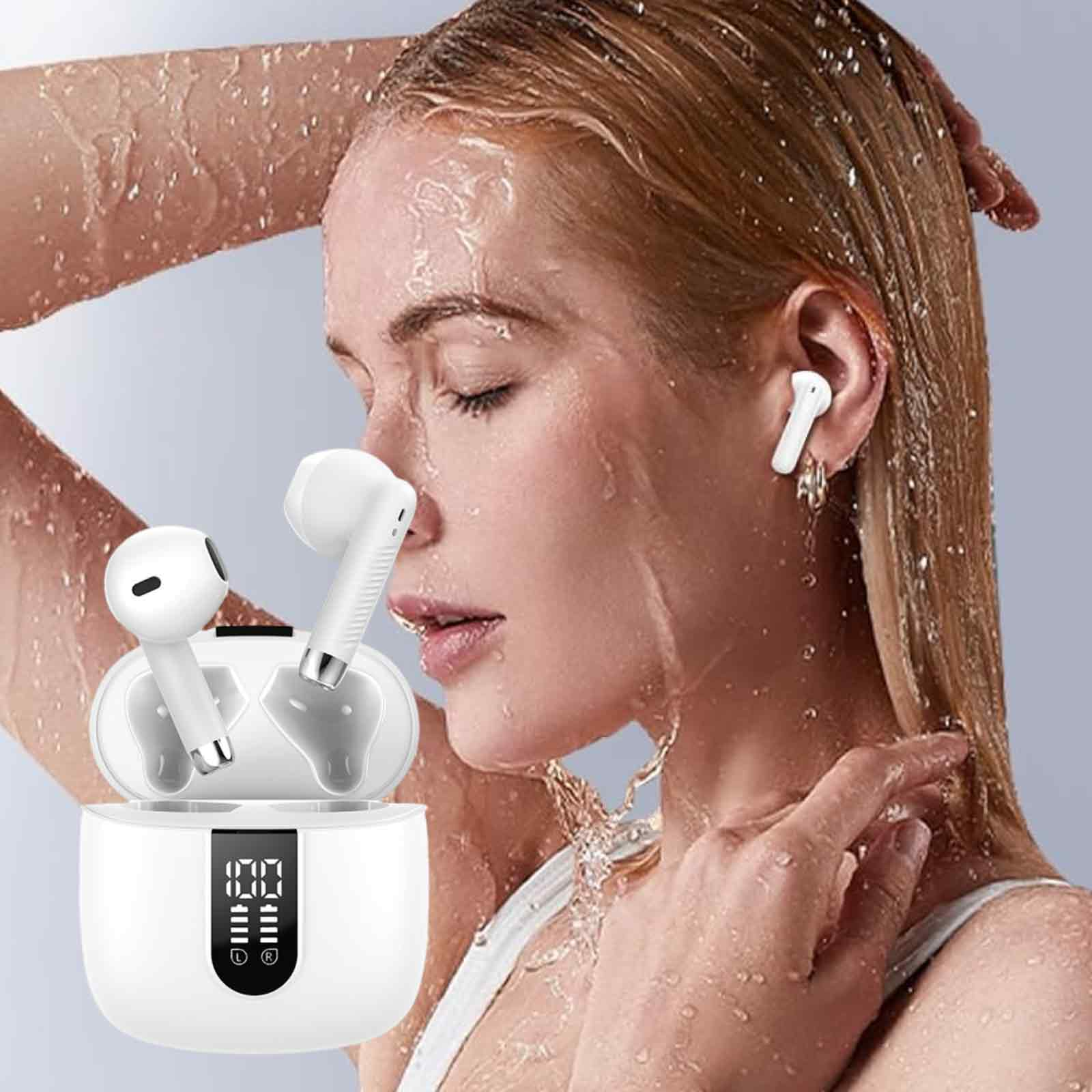 Frau mit Ohrhörern, mit weißem Ladecase. Text: CVC intelligente Rauschunterdrückungstechnologie. Wassertropfen.