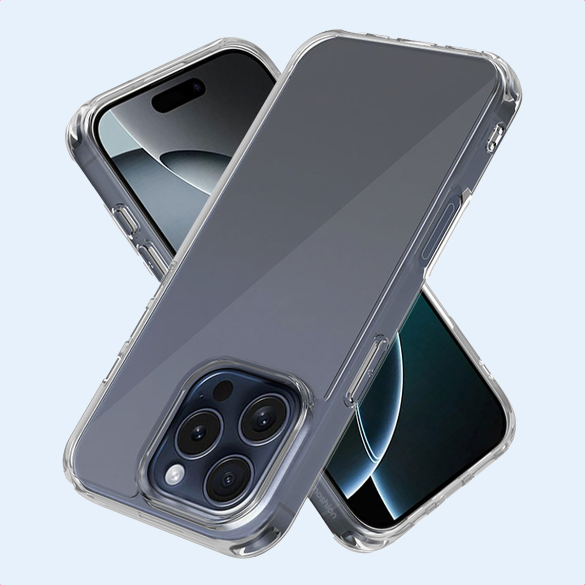 Twee doorzichtige telefoonhoesjes gestapeld, de telefoon binnenin tonend. Blauw-witte achtergrond.