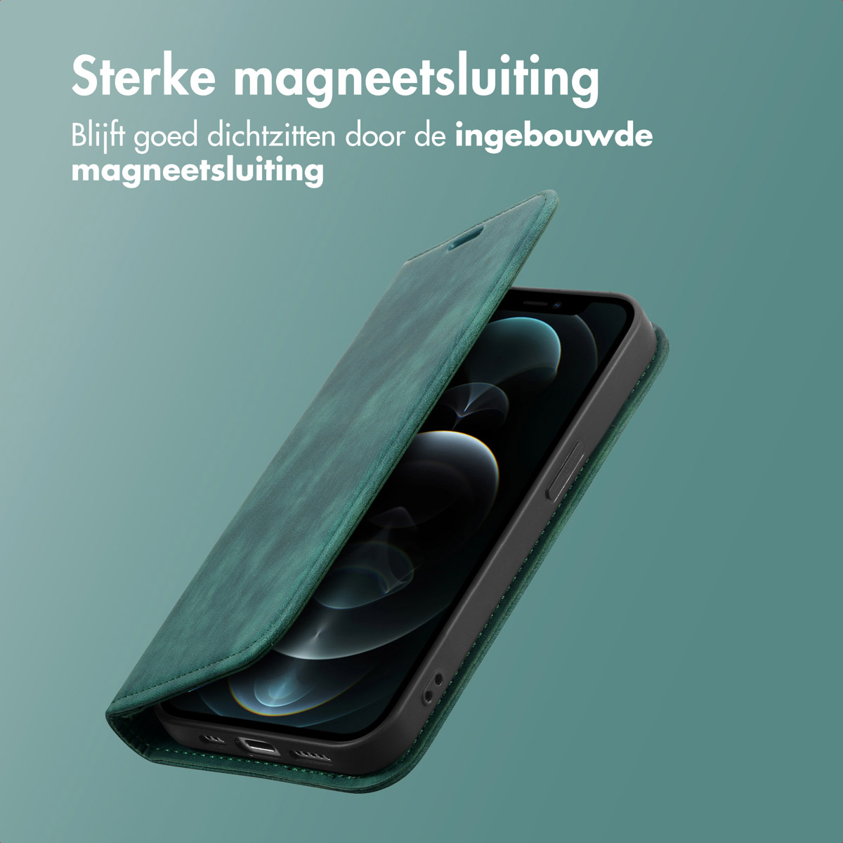 Coque de téléphone verte ouverte, révélant un téléphone. Fond vert.