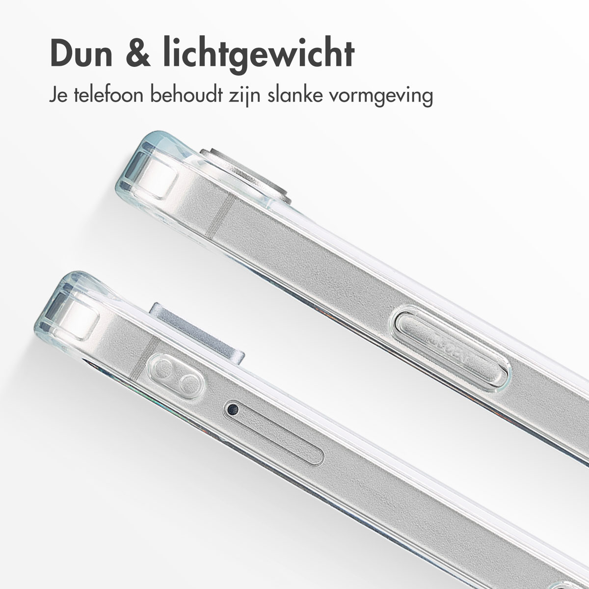 Zwei transparente Handyhüllen werden gezeigt. Die Handyhüllen befinden sich auf einer weißen Oberfläche und haben ein klares, transparentes Aussehen.