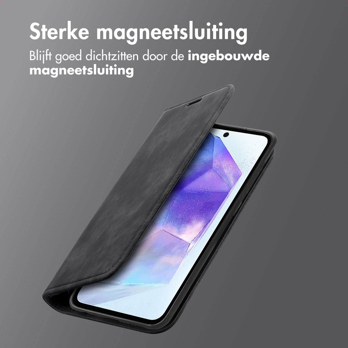 Coque de téléphone avec couvercle ouvert sur fond gris. Le téléphone est visible.