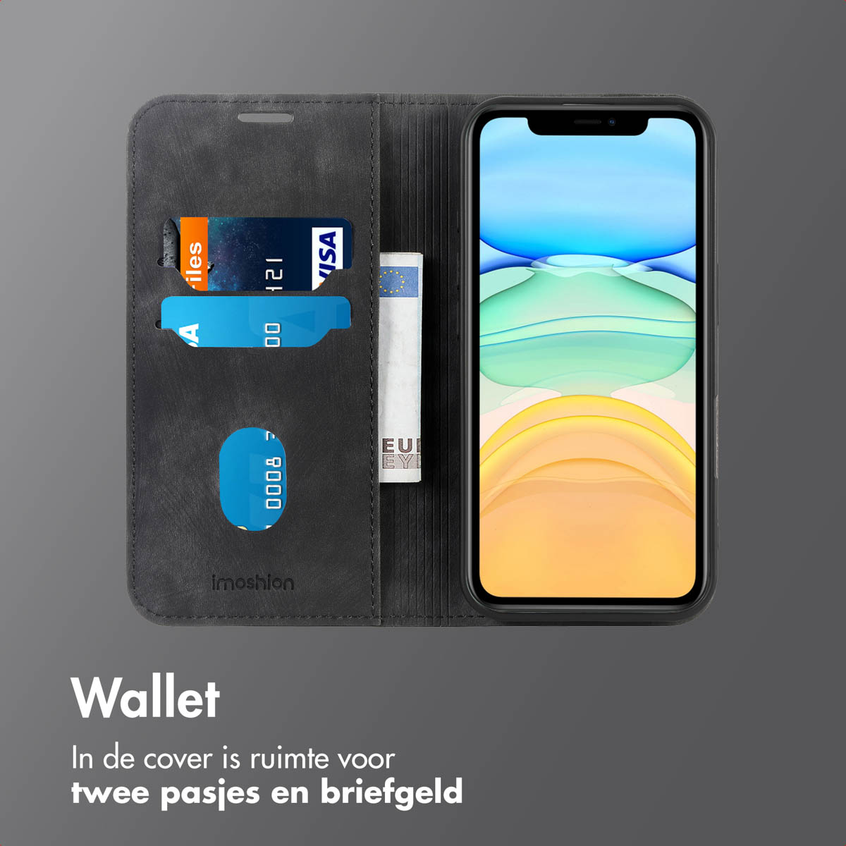 Un étui de téléphone avec un design de portefeuille contient un téléphone, une carte de crédit et de l'argent liquide.