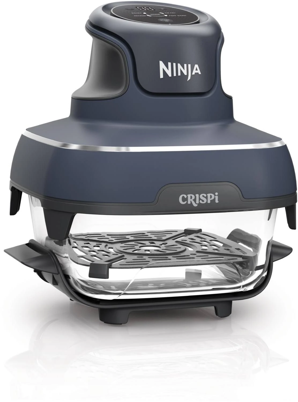 Ciemnoniebieska frytkownica beztłuszczowa Ninja Crispi. Ma przezroczystą komorę do gotowania z czarnym koszem w środku.