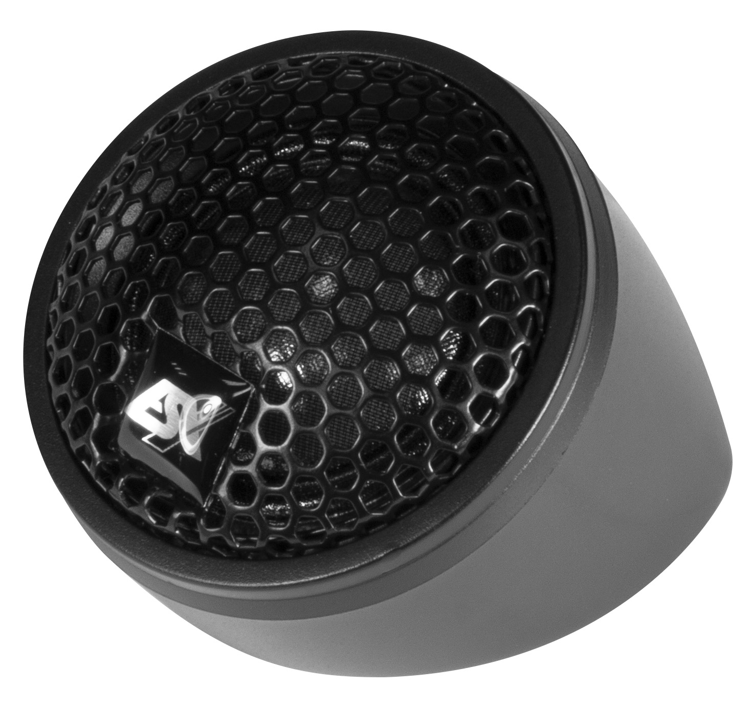 Schwarze Lautsprecherkomponente mit Mesh-Abdeckung. Es hat ein Logo und ein unverwechselbares Design. Wahrscheinlich Teil eines Soundsystems.