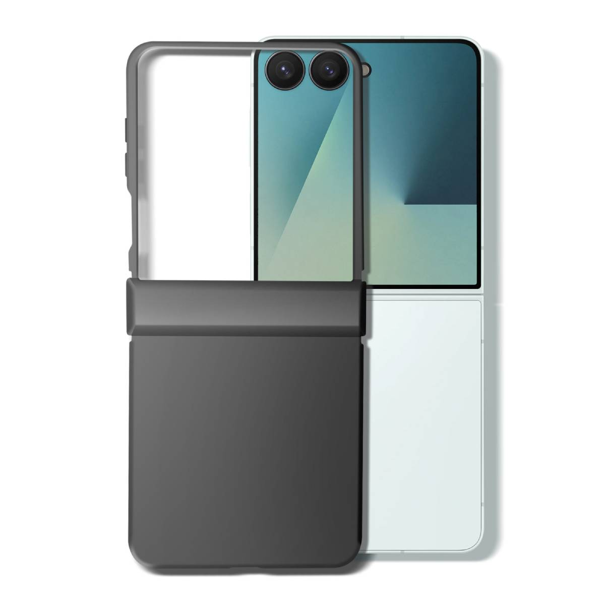 Una custodia nera per telefono con un ritaglio per la fotocamera. Il telefono è aperto.