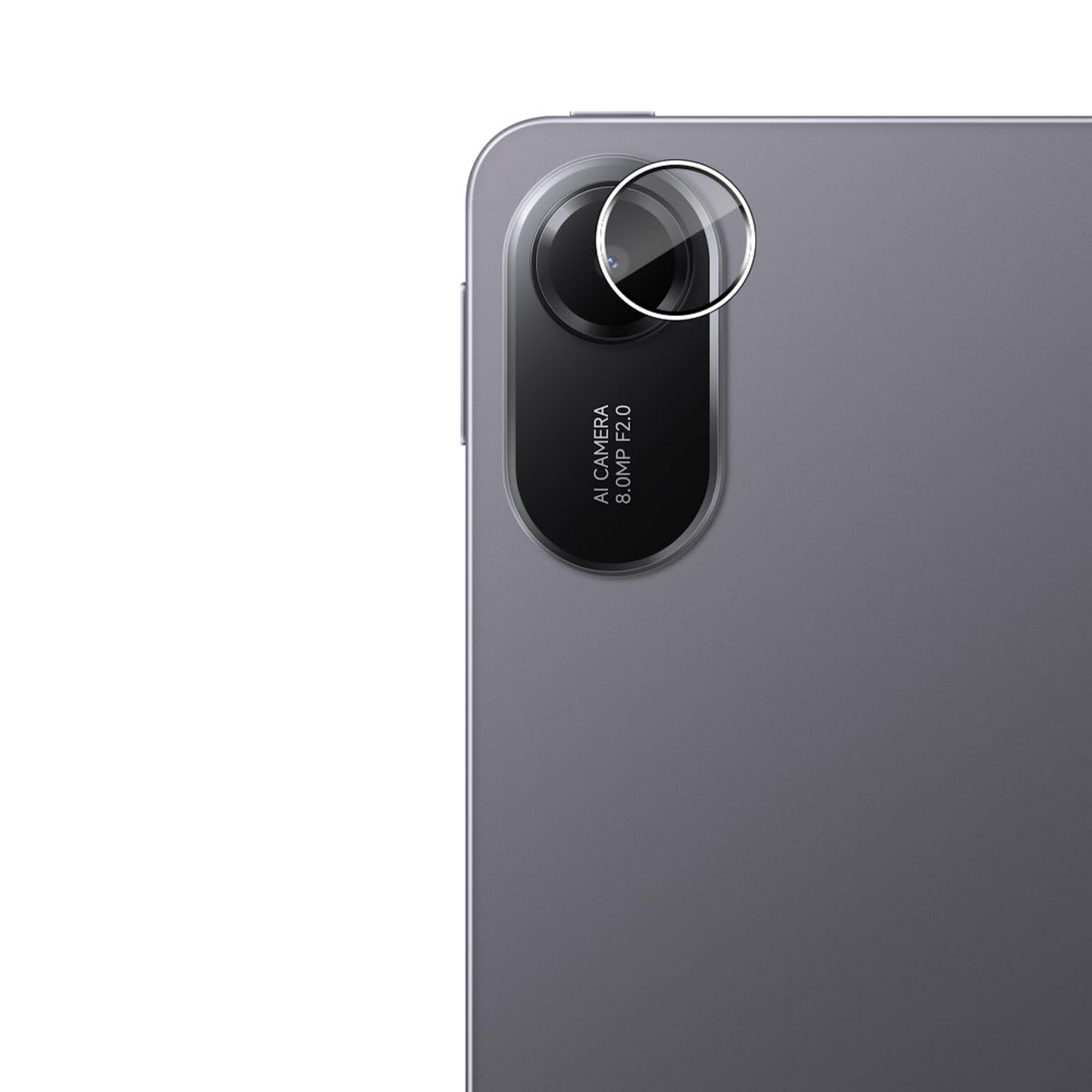Un tablet con un proteggi lente per fotocamera installato. L'obiettivo della fotocamera è visibile.