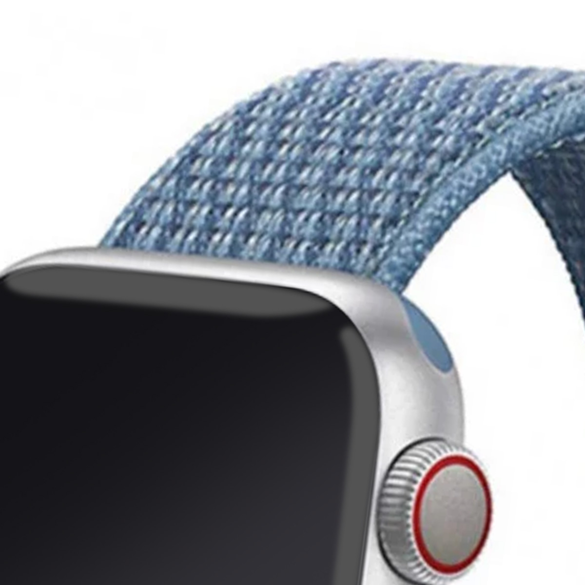 Zbliżenie srebrnego Apple Watcha z niebieskim, tkanym paskiem. Tarcza zegarka jest czarna.