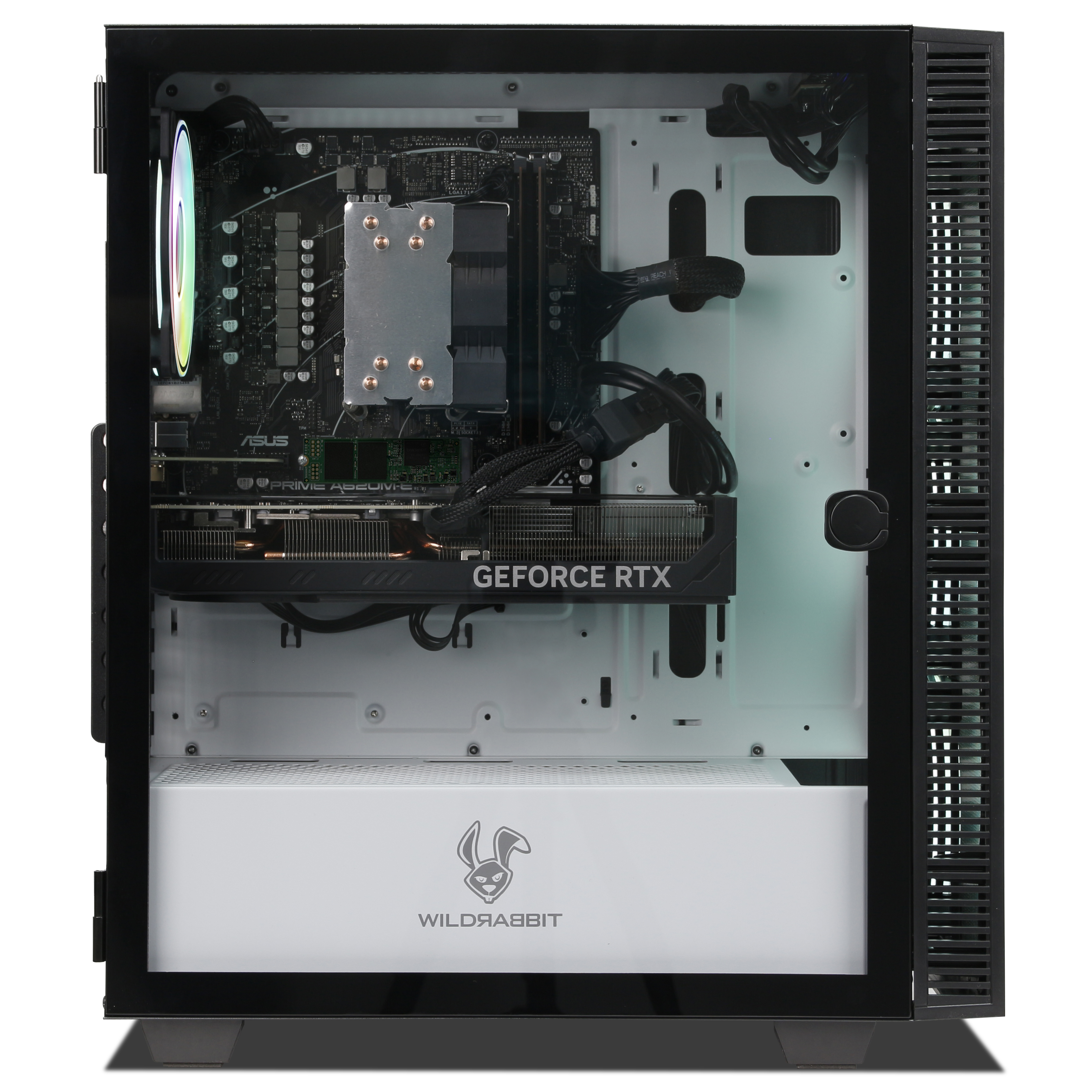 Ein Computergehäuse-Innenraum, der Komponenten wie das Motherboard, die Grafikkarte und einen weißen Gehäuseboden zeigt.