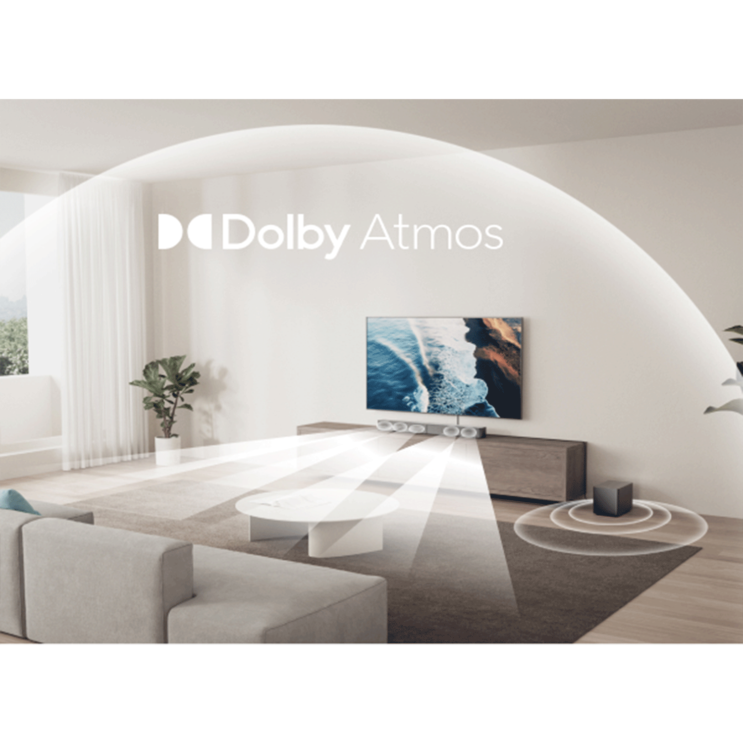 Soggiorno con TV, altoparlanti e divano. Include Dolby Atmos. I raggi sonori emanano dagli altoparlanti.