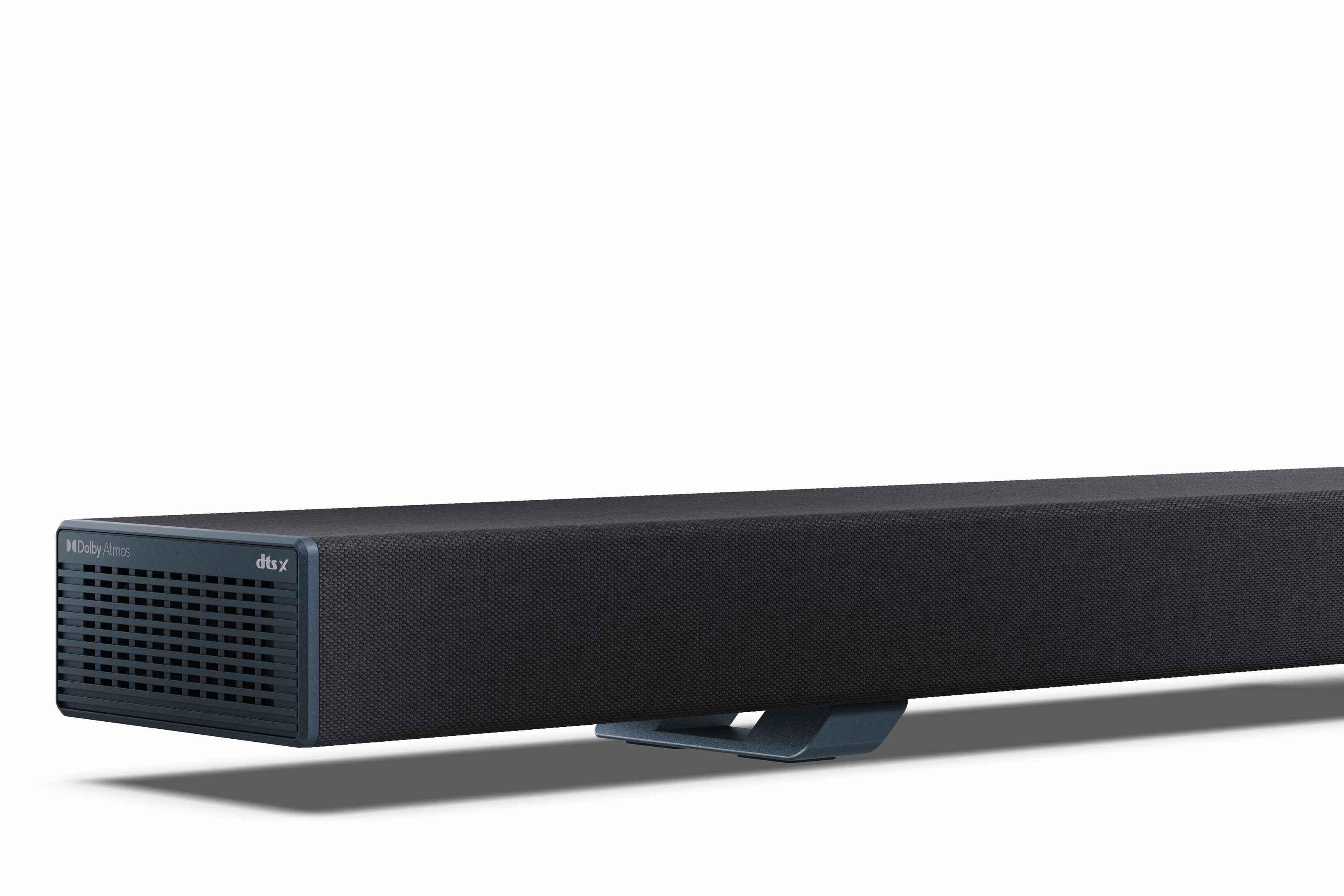 Un primo piano di una soundbar scura con il logo dts:X.