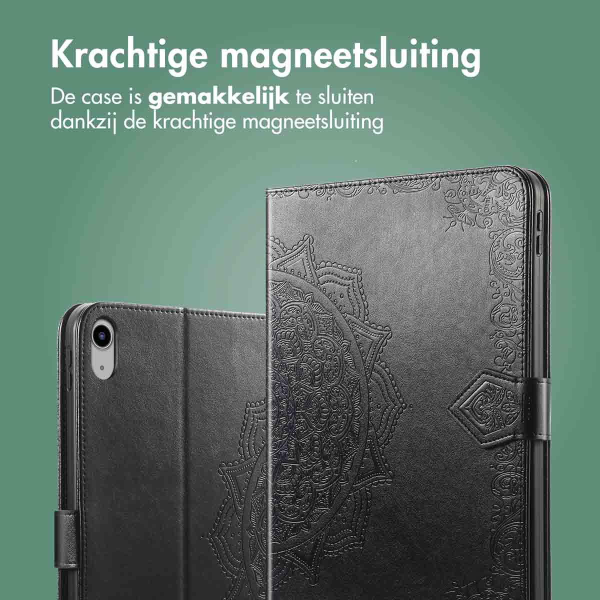 Black leather case with mandala design, text in Dutch. Case is closed. Green background.